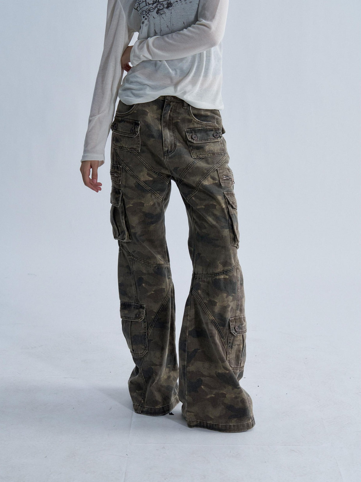 PAIKI Camouflage Washed Multi Panel Flare Women's Cotton Cargo Pants