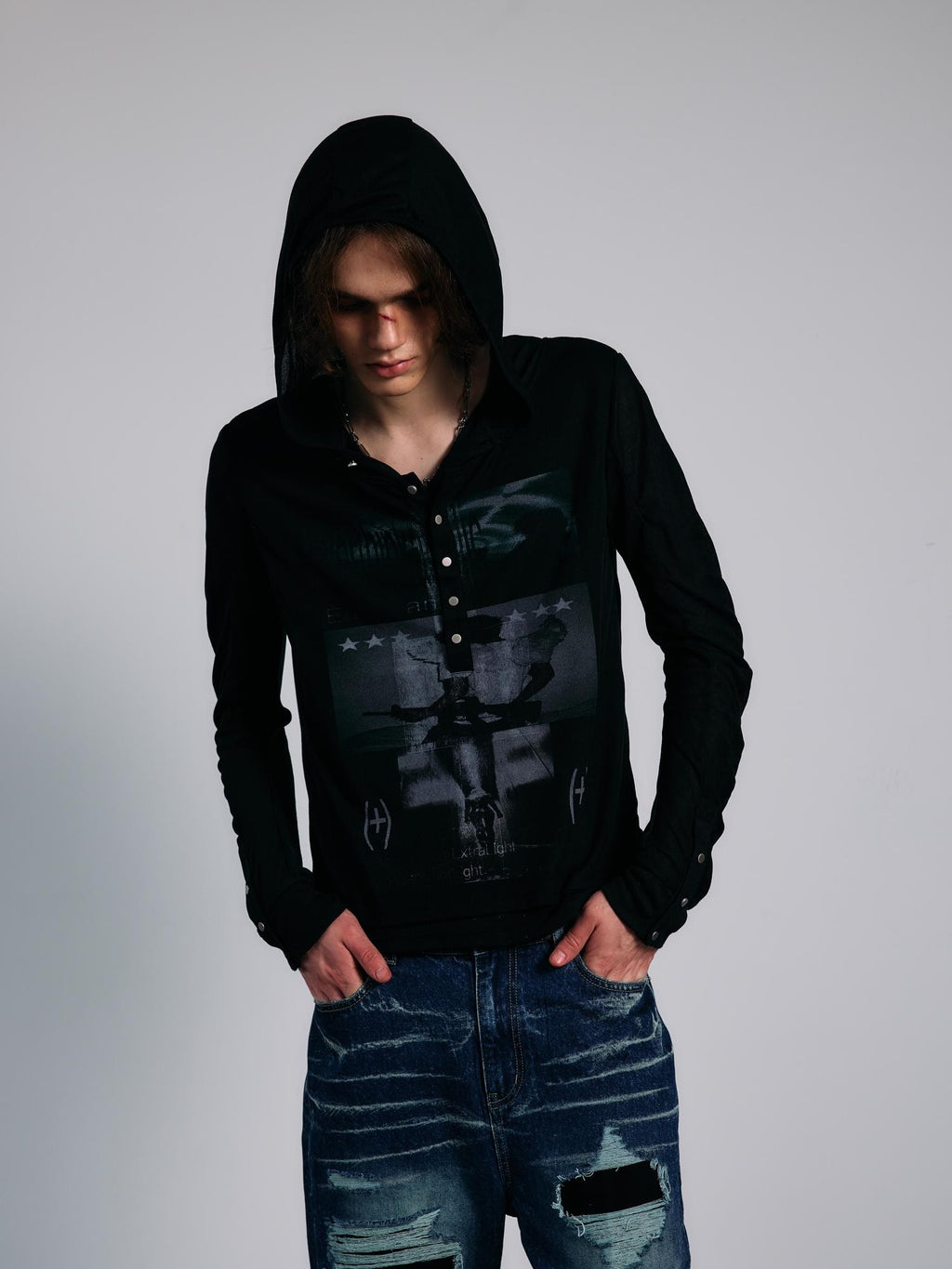 PAIKI Collage Portrait Print Henry Neck Slim Fit Women's Pullover Hoodies
