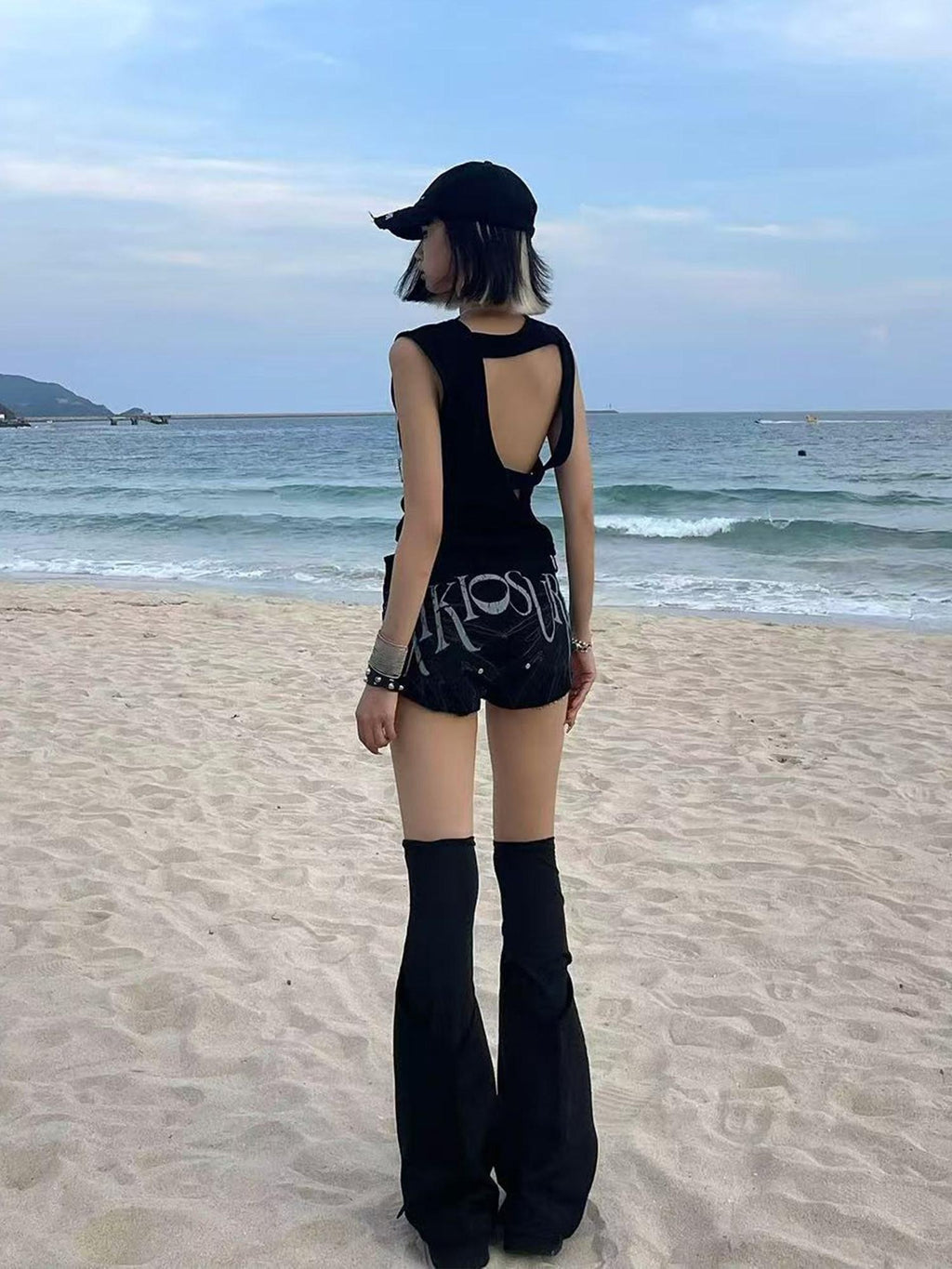 PAIKI Comfortable Mid Rise Printed Casual Youth Black Lightweight Short Trousers