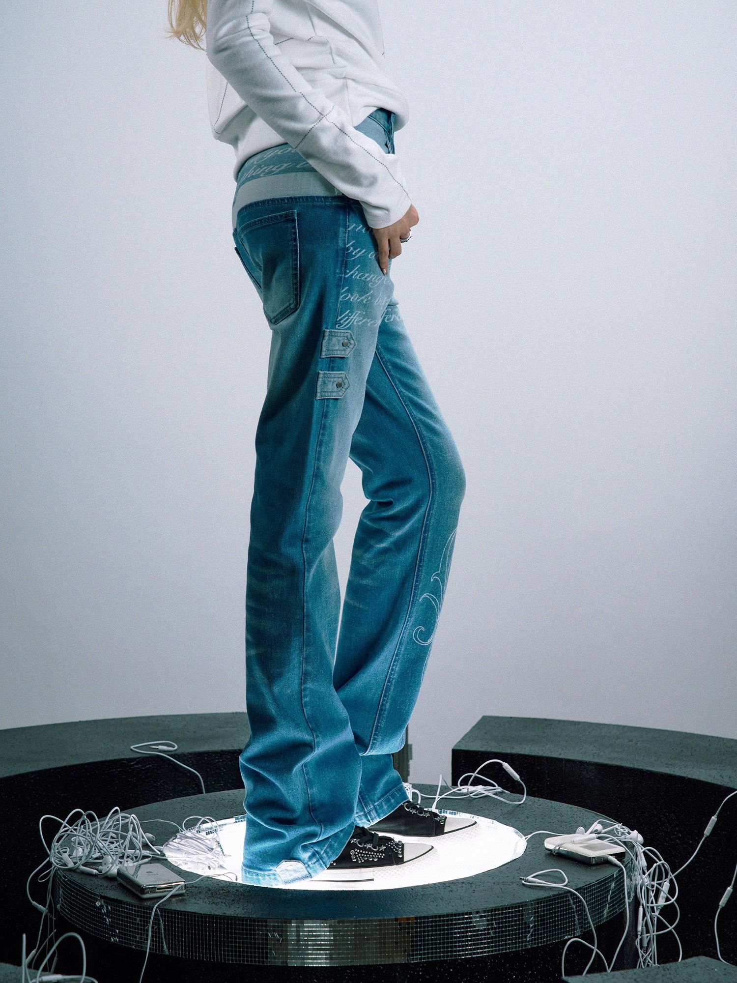 PAIKI Digital Print 100 Percent Cotton Mid Rise Slim With Pockets Unisex Straight Jeans