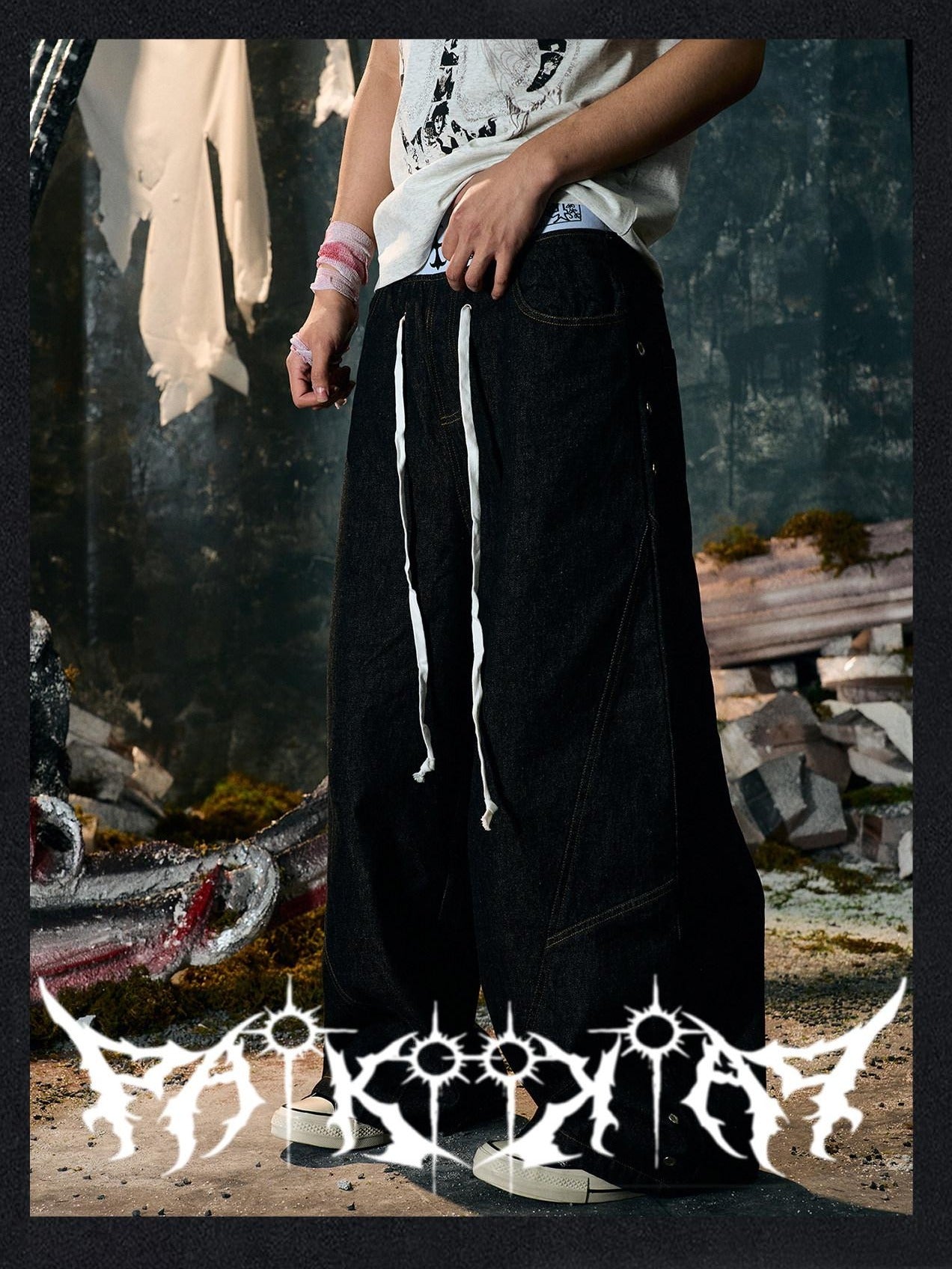 PAIKI Embroidered Distressed Midrise Drawstring Loose Black Velvet Denim Wide-Leg Jeans