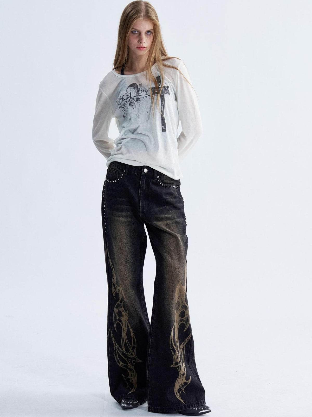 PAIKI Flame Print Studded Washed Distressed Low Rise Women's Denim Straight Jeans