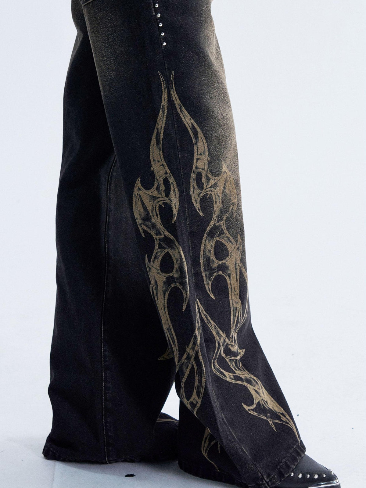 PAIKI Flame Print Studded Washed Distressed Low Rise Women's Denim Straight Jeans