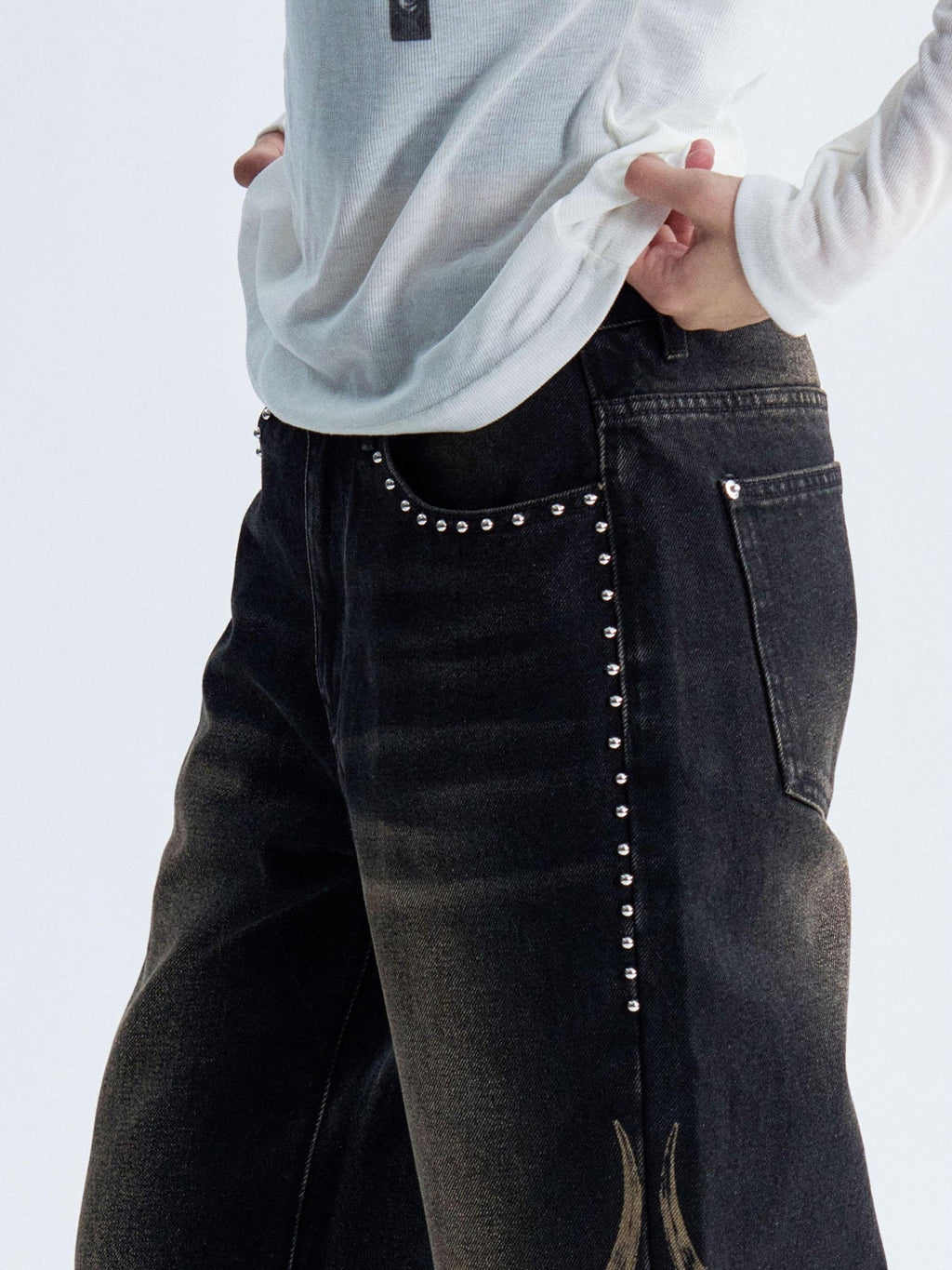 PAIKI Flame Print Studded Washed Distressed Low Rise Women's Denim Straight Jeans