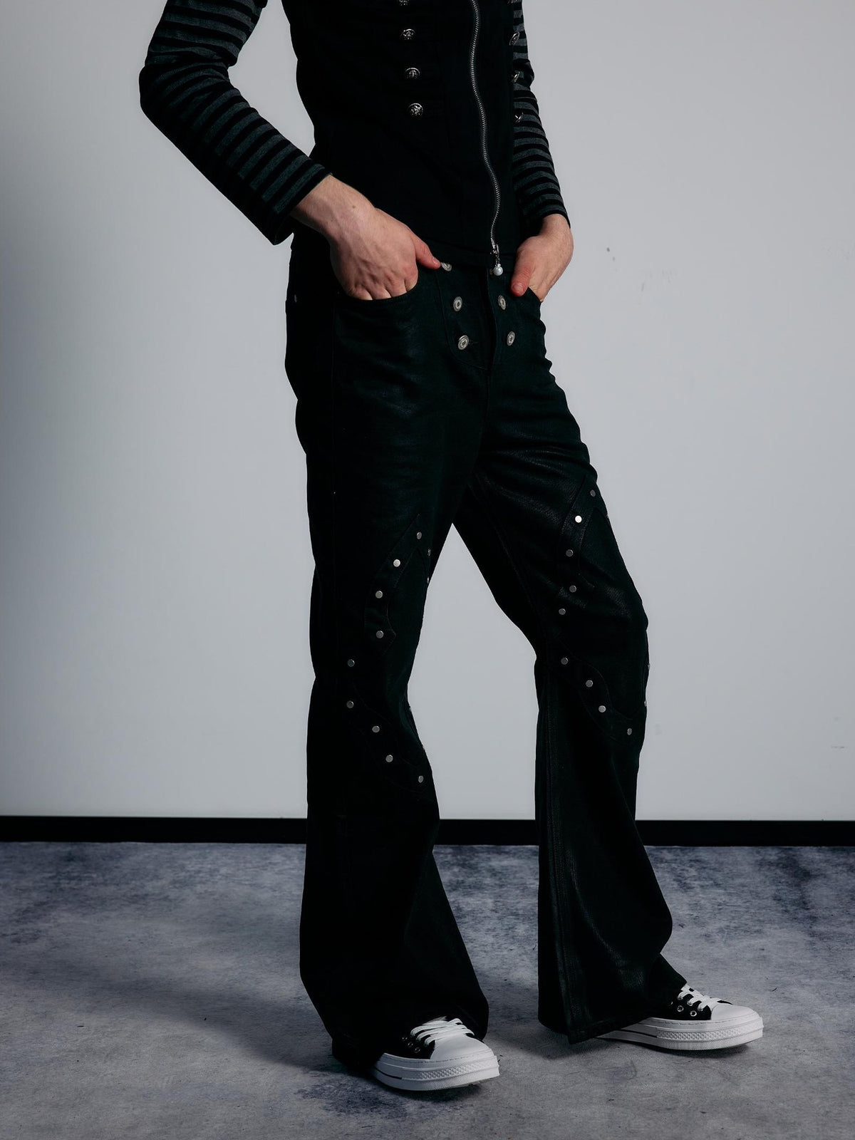 PAIKI Geometric Rivet Coated High Waist Women's Slim Fit Bootcut Jeans