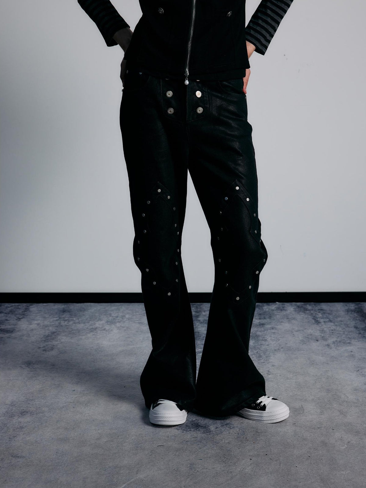 PAIKI Geometric Rivet Coated High Waist Women's Slim Fit Bootcut Jeans
