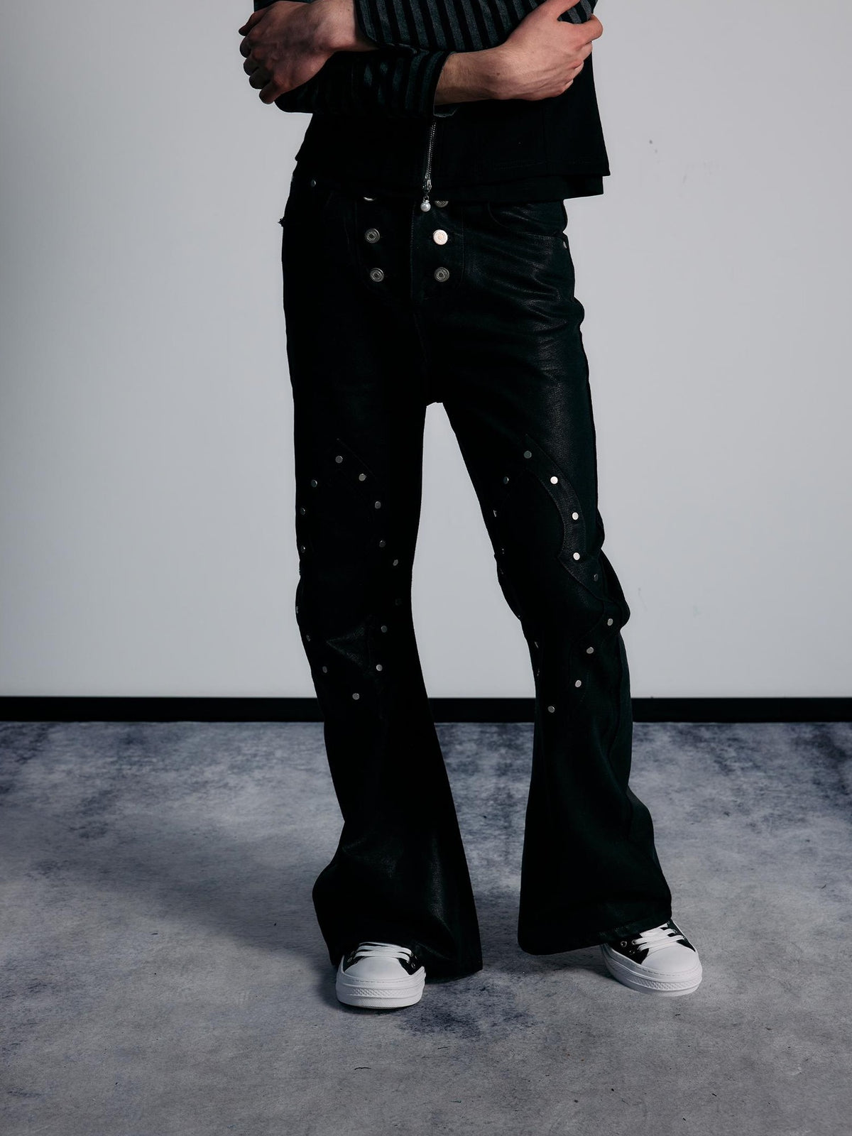 PAIKI Geometric Rivet Coated High Waist Women's Slim Fit Bootcut Jeans