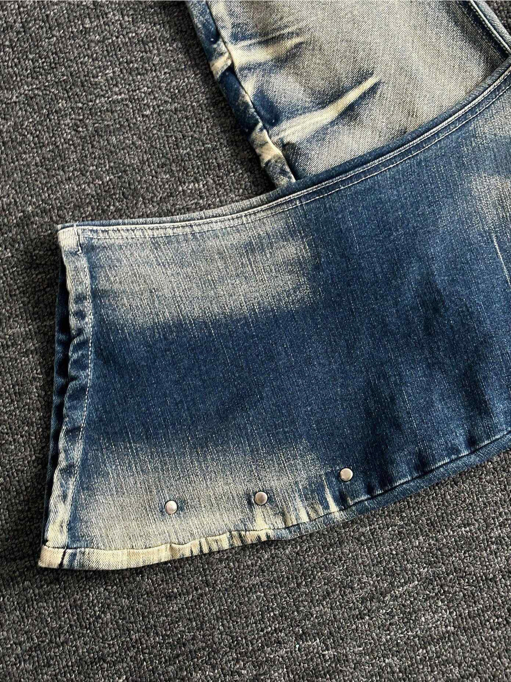 PAIKI High Stretch Shape Retaining Washed Rivet Low Rise Relaxed Blue Straight Jeans