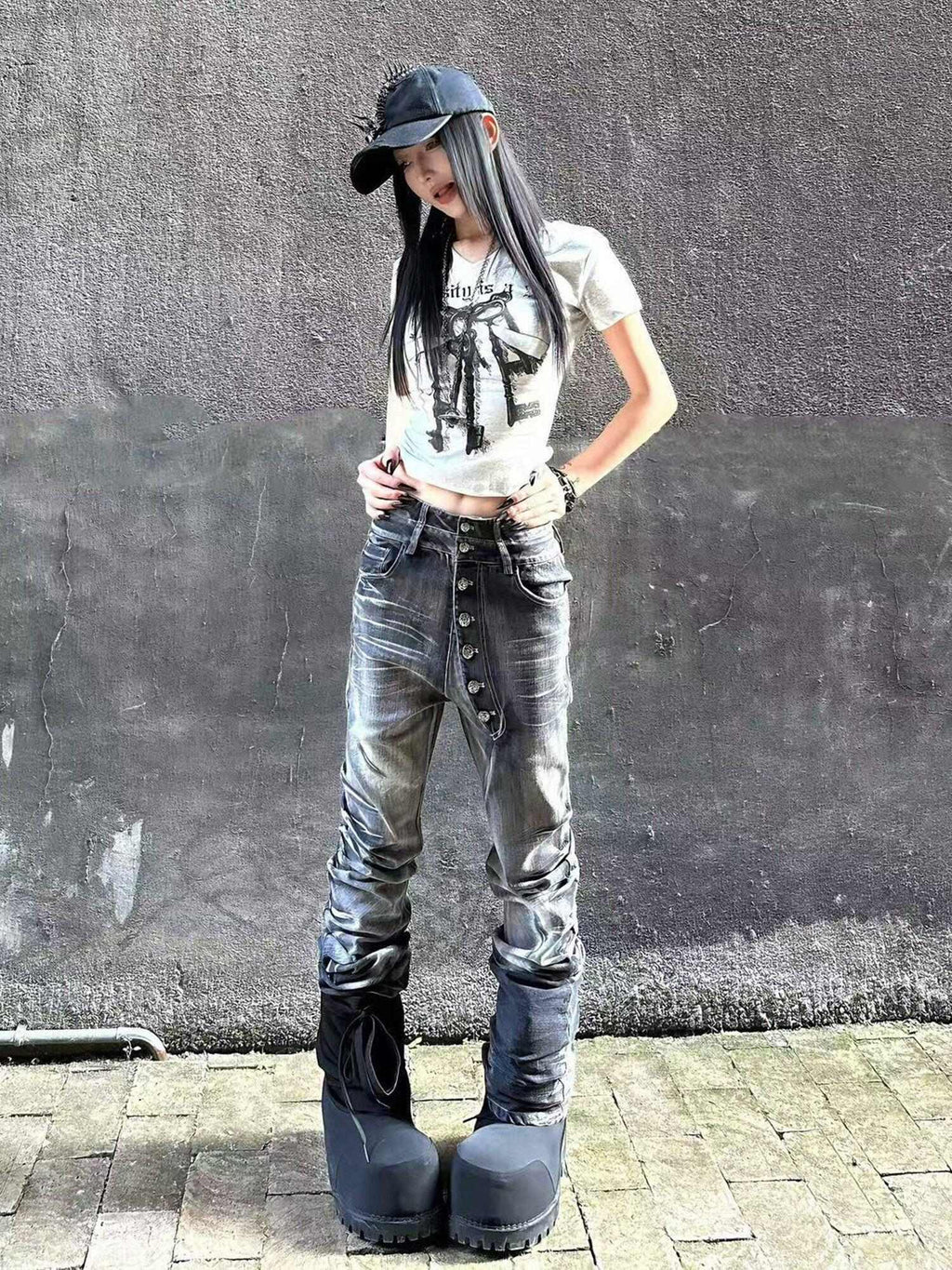 PAIKI High Stretch Shape Retaining Washed Rivet Low Rise Relaxed Blue Straight Jeans