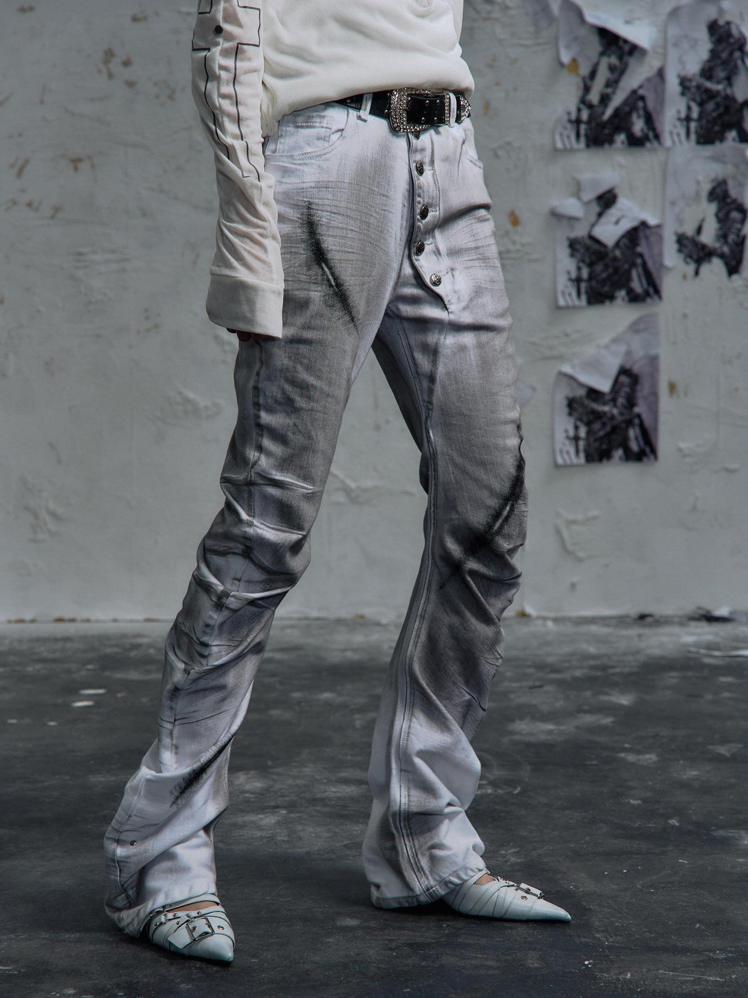 PAIKI High Stretch Studded Washed Low Rise Loose White Denim Zip Fly Straight Jeans