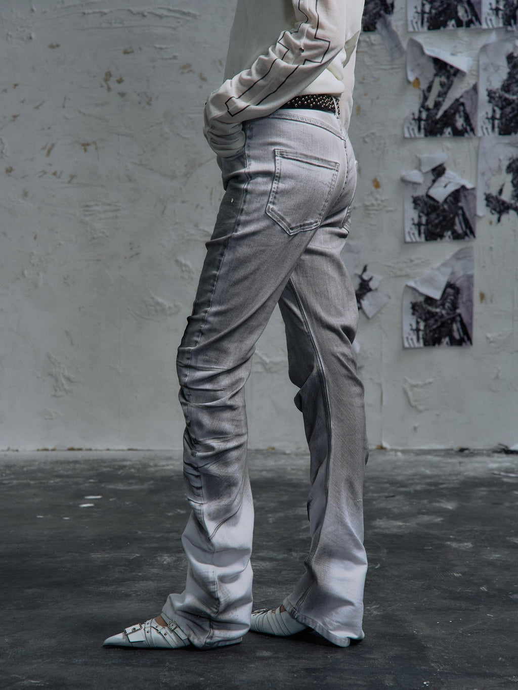PAIKI High Stretch Studded Washed Low Rise Loose White Denim Zip Fly Straight Jeans