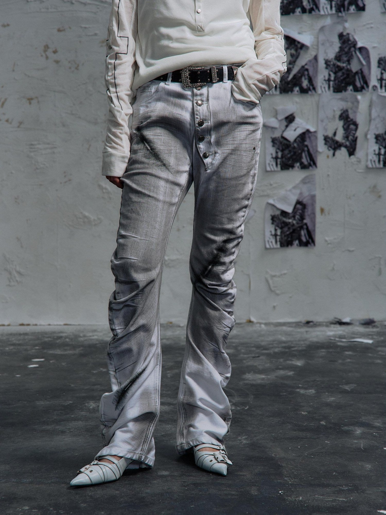 PAIKI High Stretch Studded Washed Low Rise Loose White Denim Zip Fly Straight Jeans