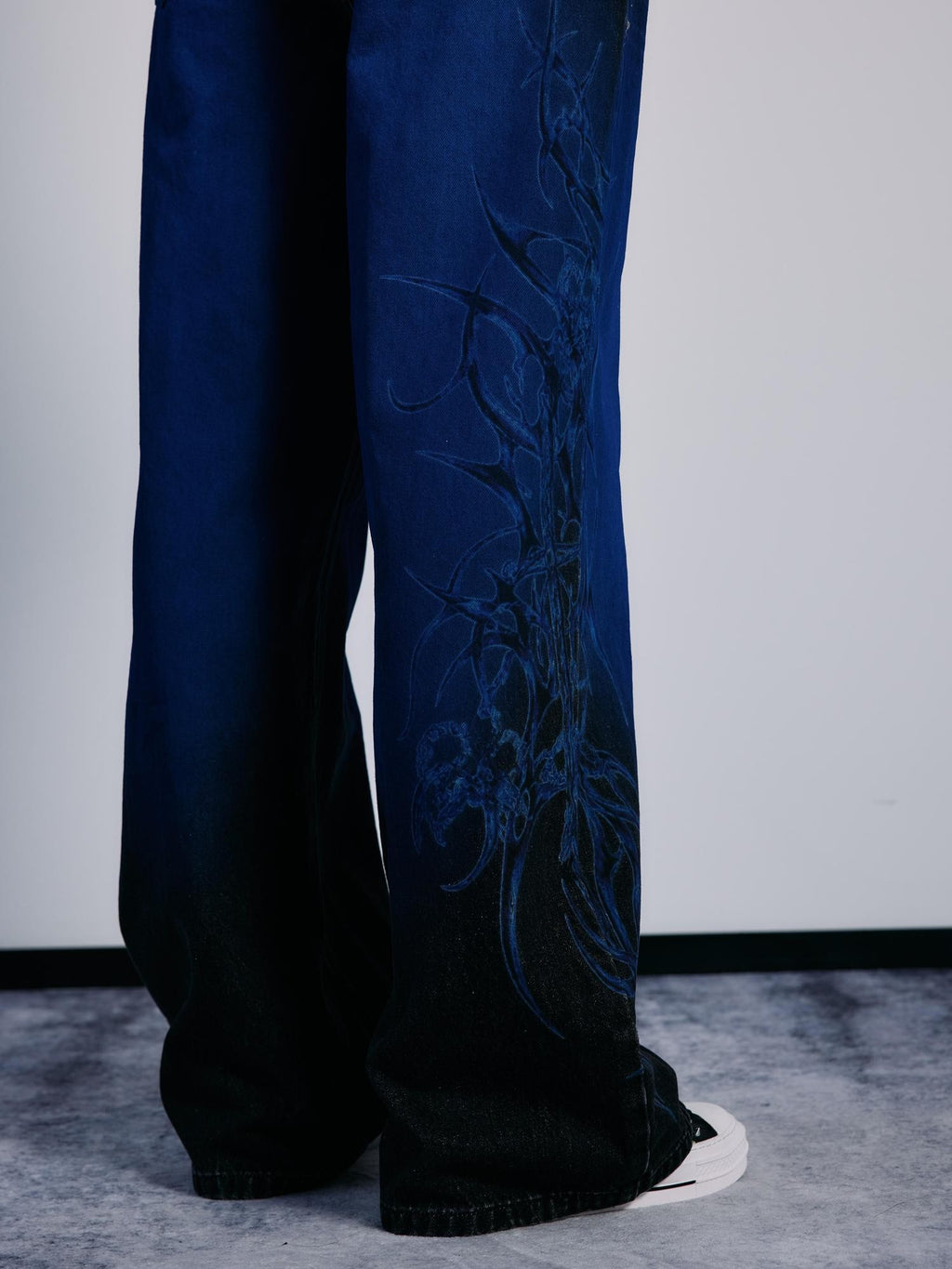 PAIKI Ice Flame Totem Wash Distressed Women's Cotton Straight Jeans