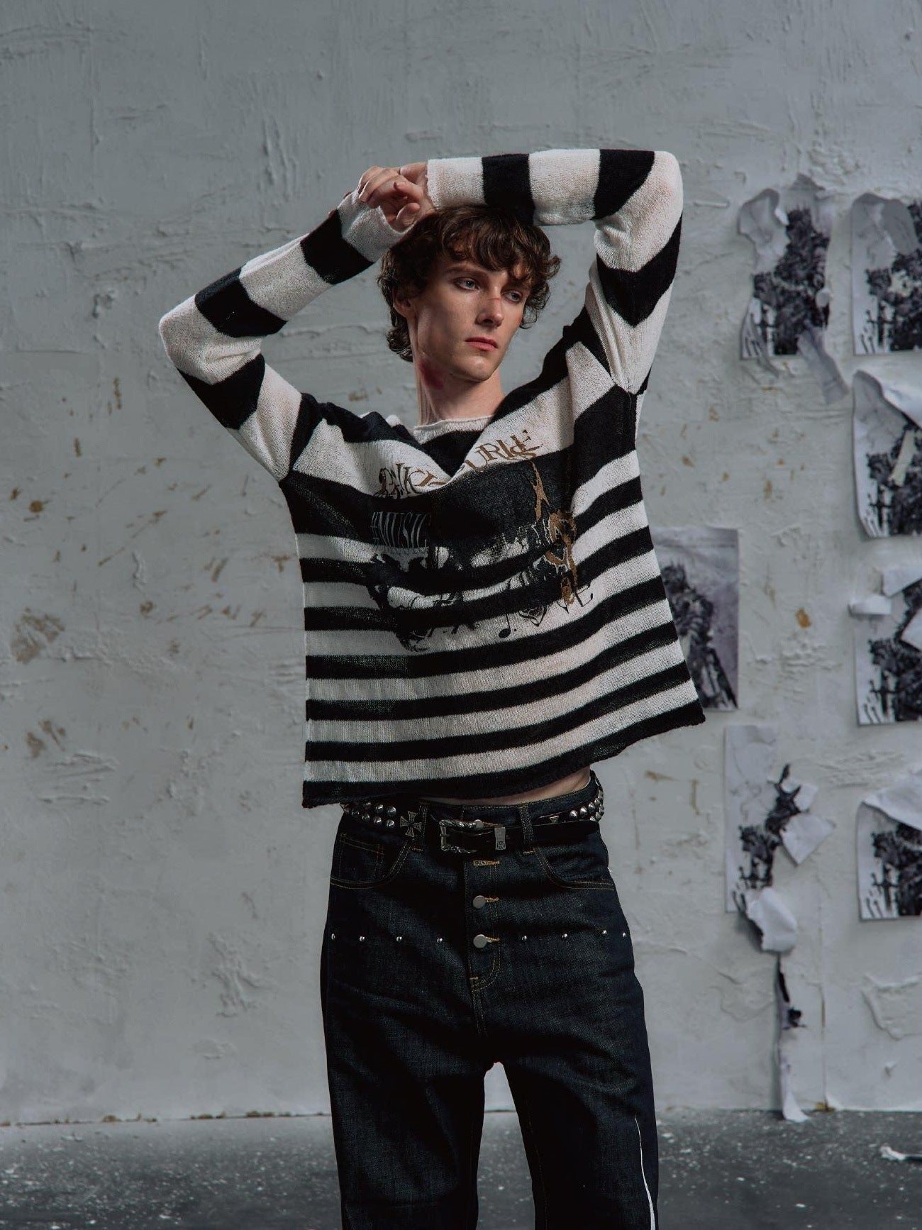 PAIKI Minimal Commuter Letter Print Black White Stripes Unisex Knit Sweaters
