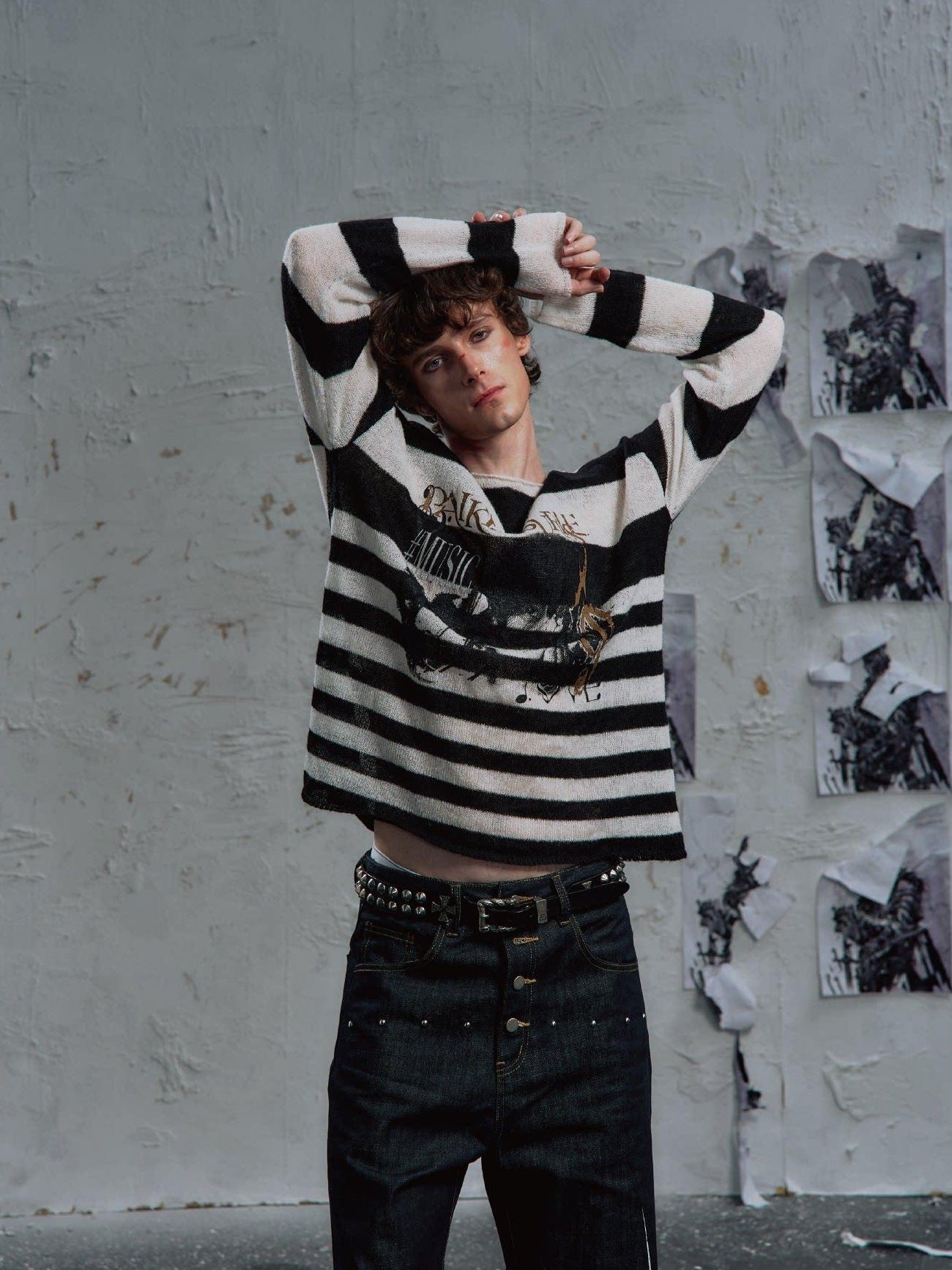 PAIKI Minimal Commuter Letter Print Black White Stripes Unisex Knit Sweaters