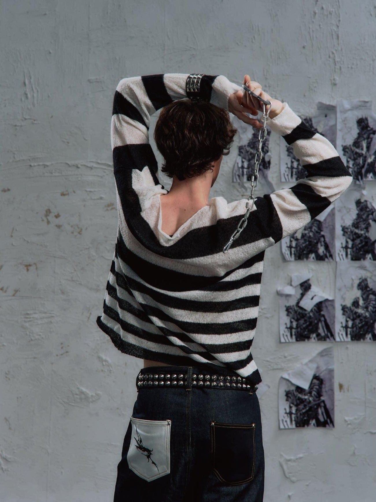 PAIKI Minimal Commuter Letter Print Black White Stripes Unisex Knit Sweaters