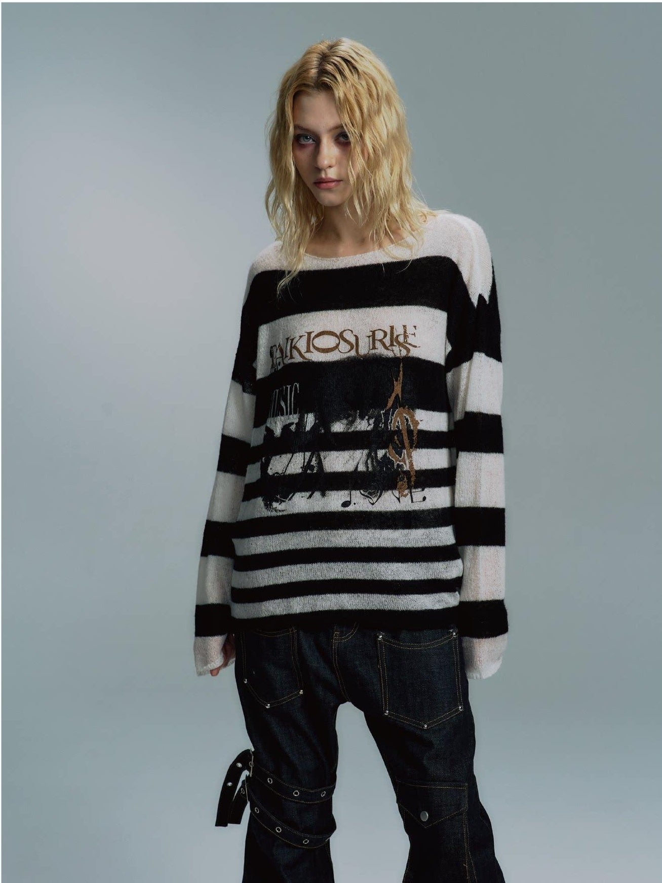 PAIKI Minimal Commuter Letter Print Black White Stripes Unisex Knit Sweaters