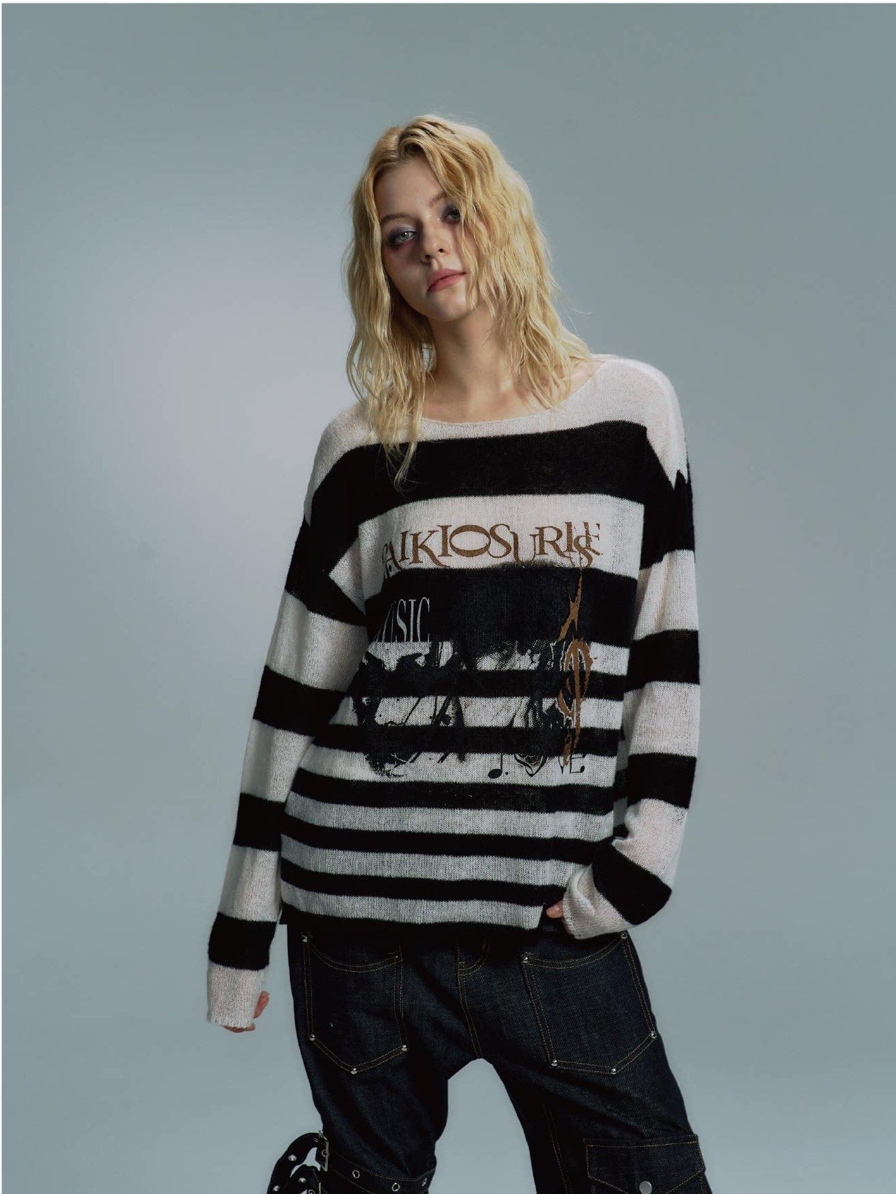 PAIKI Minimal Commuter Letter Print Black White Stripes Unisex Knit Sweaters