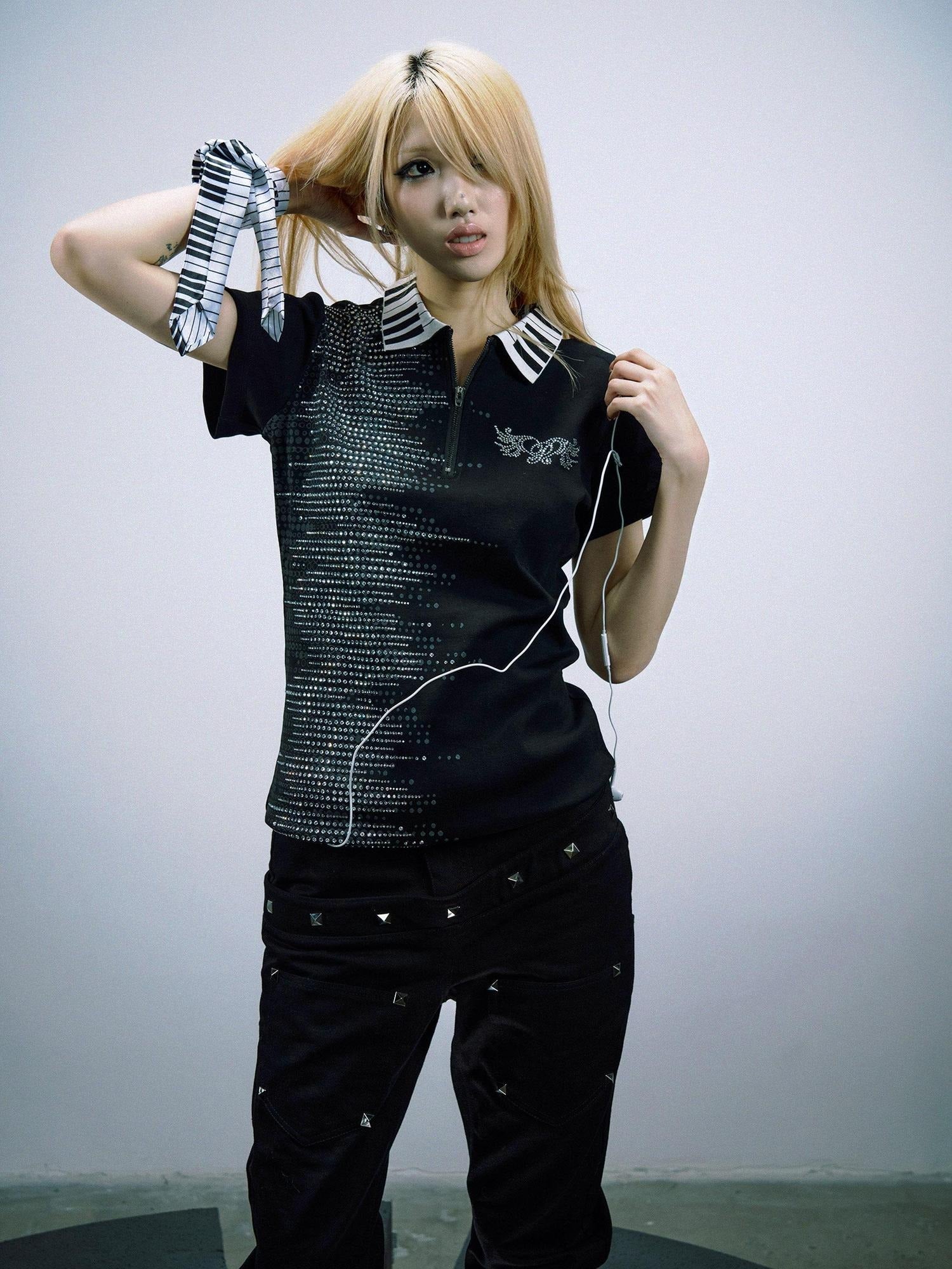 PAIKI Rhinestone Print Zipper Polo Collar Unisex Sorona Black Short Sleeve T-Shirts