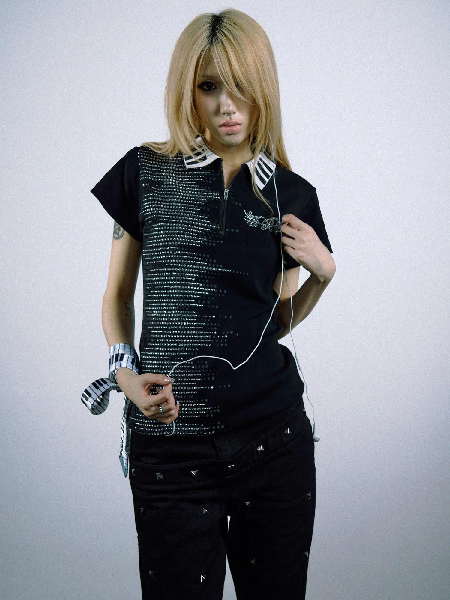PAIKI Rhinestone Print Zipper Polo Collar Unisex Sorona Black Short Sleeve T-Shirts