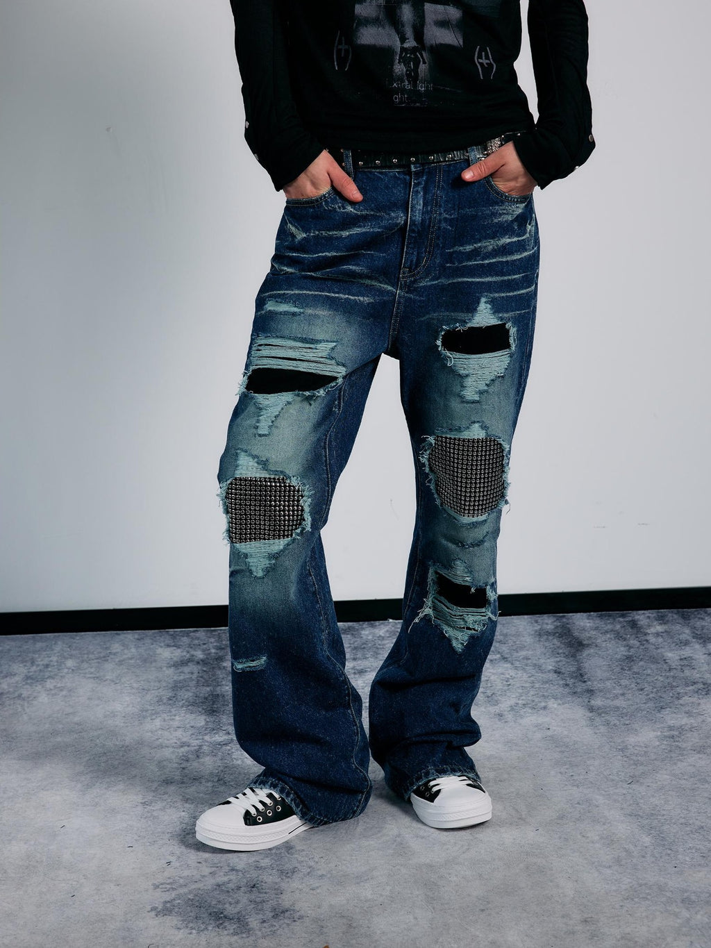 PAIKI Rhinestone Studded Embroidered Washed Women's Denim Ripped Jeans