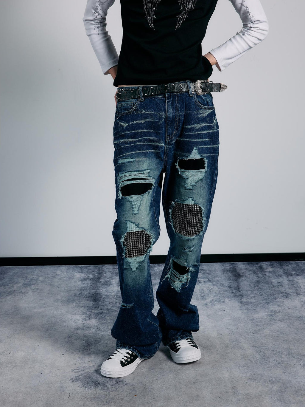 PAIKI Rhinestone Studded Embroidered Washed Women's Denim Ripped Jeans