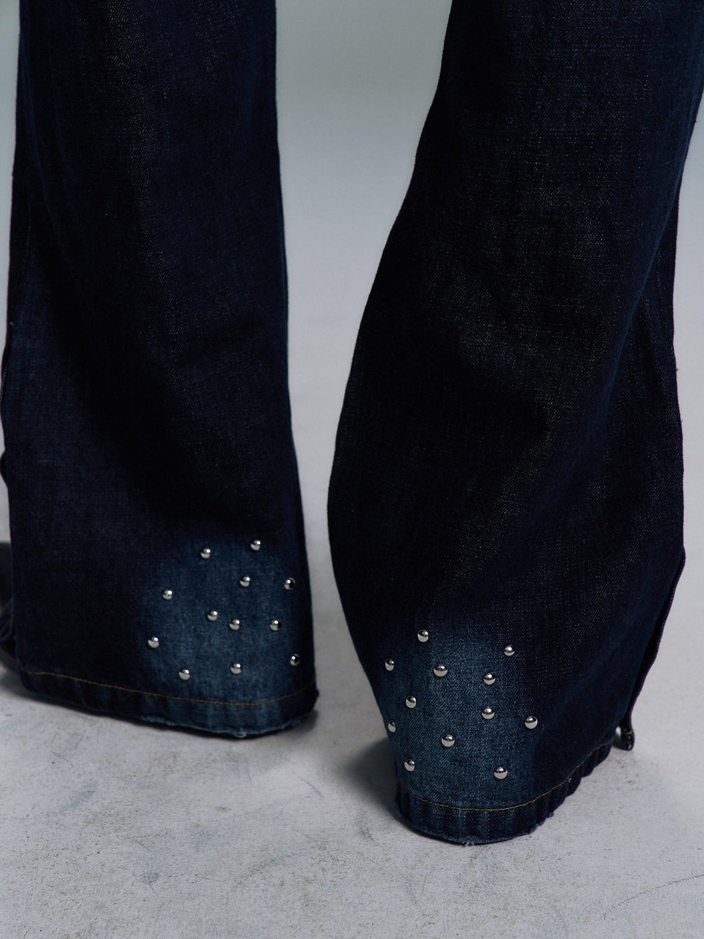 PAIKI Ripped Studded Washed Mid Rise Loose Plaid Casual Mens Blue Denim Flare Jeans