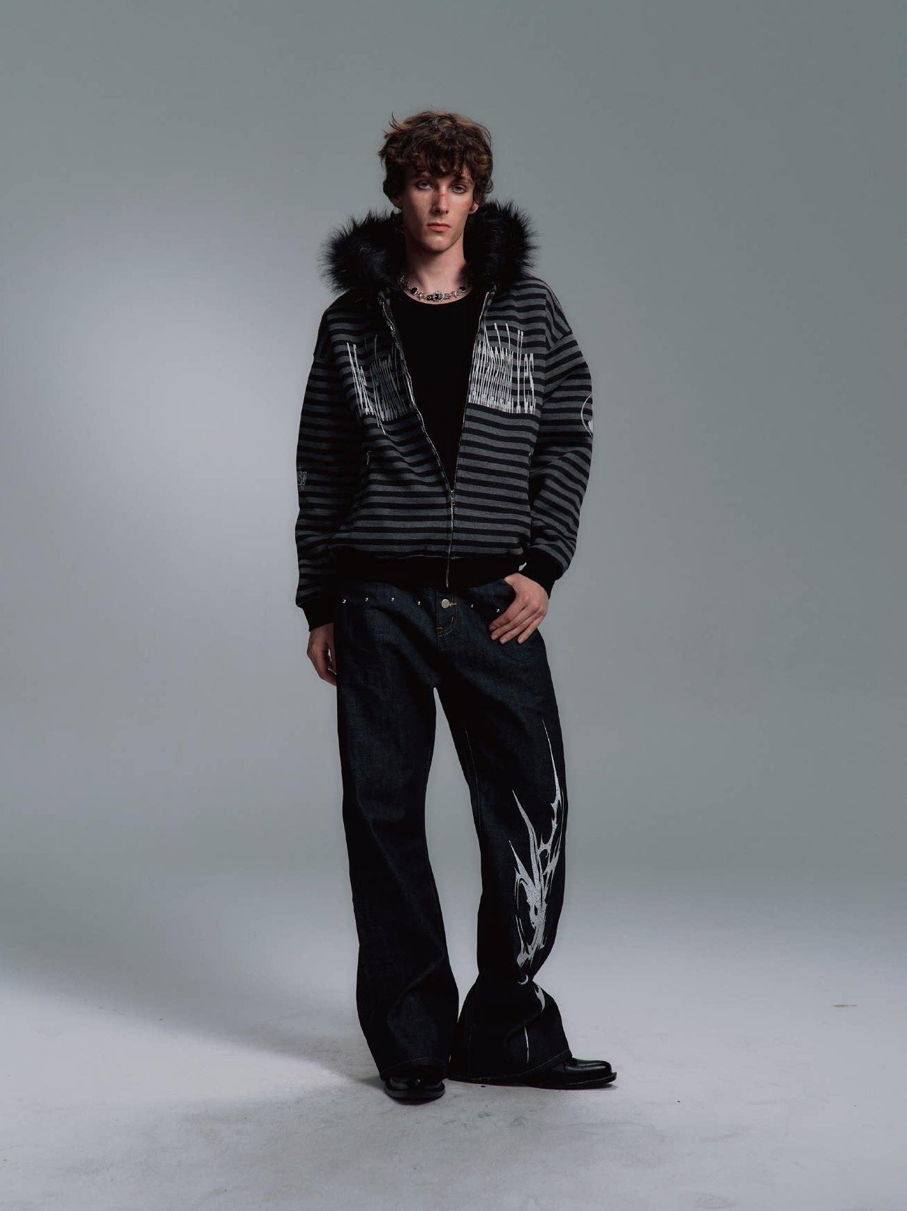 PAIKI Shape Retaining Slim Fit Zip Hooded Casual Men Letter Print Black Hoodies