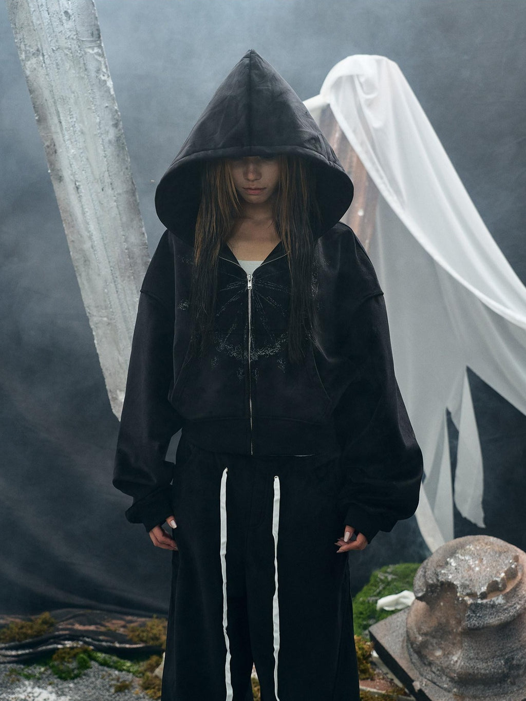PAIKI Shape Retention Loose Embossed Geometric Zip Unisex Black Velvet Hoodies