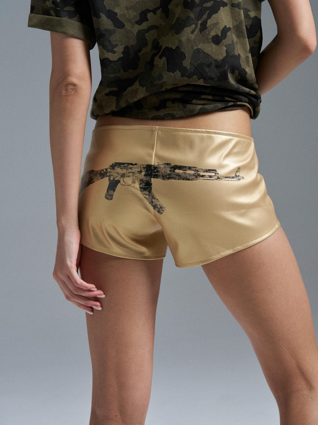 PAIKI Shiny Print Metallic Slim Fit Women's Pu Hot Pants