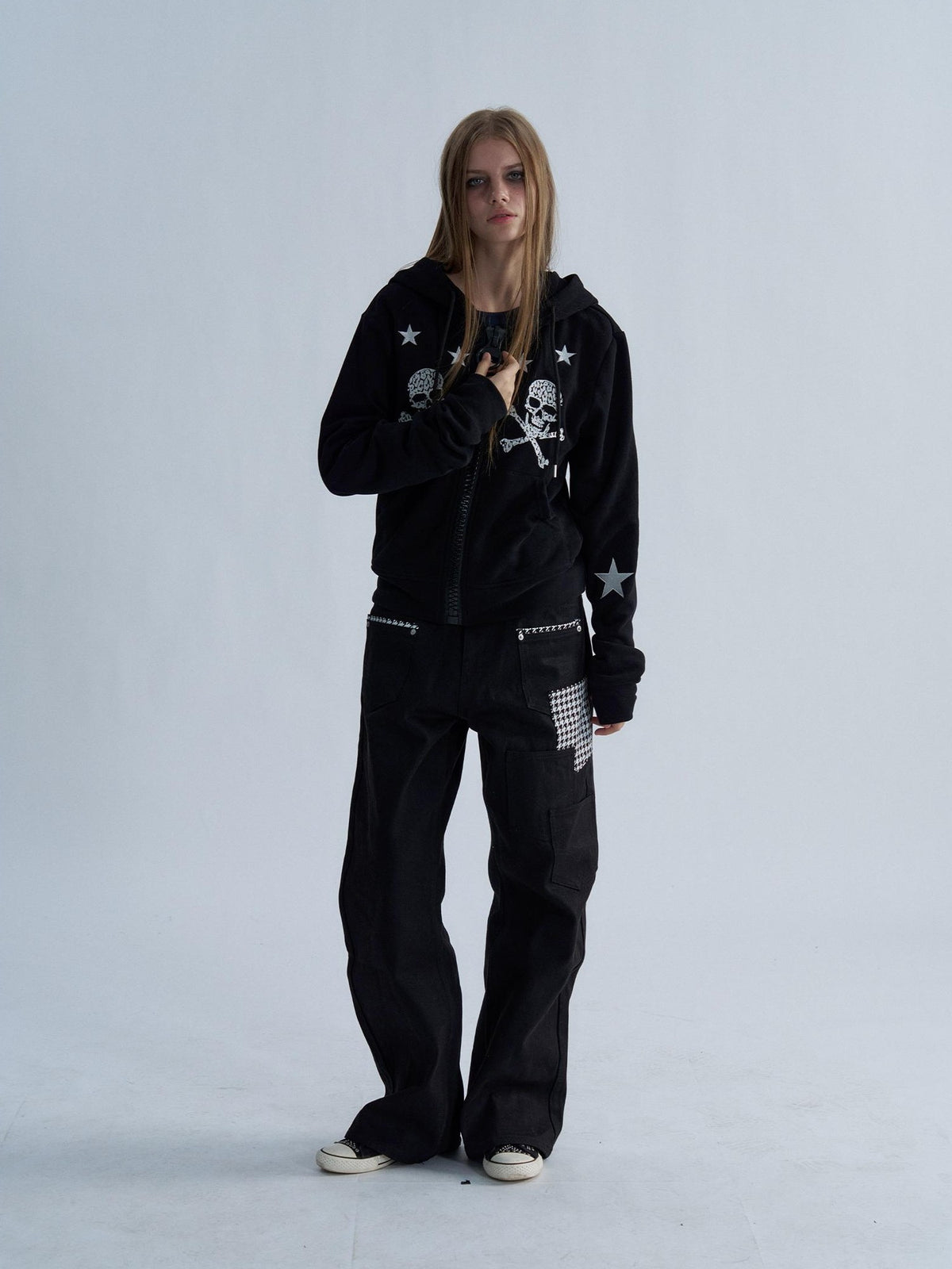 PAIKI Star Skull Embroidered Zip Design Women's Cotton Blend Zip-up Hoodies
