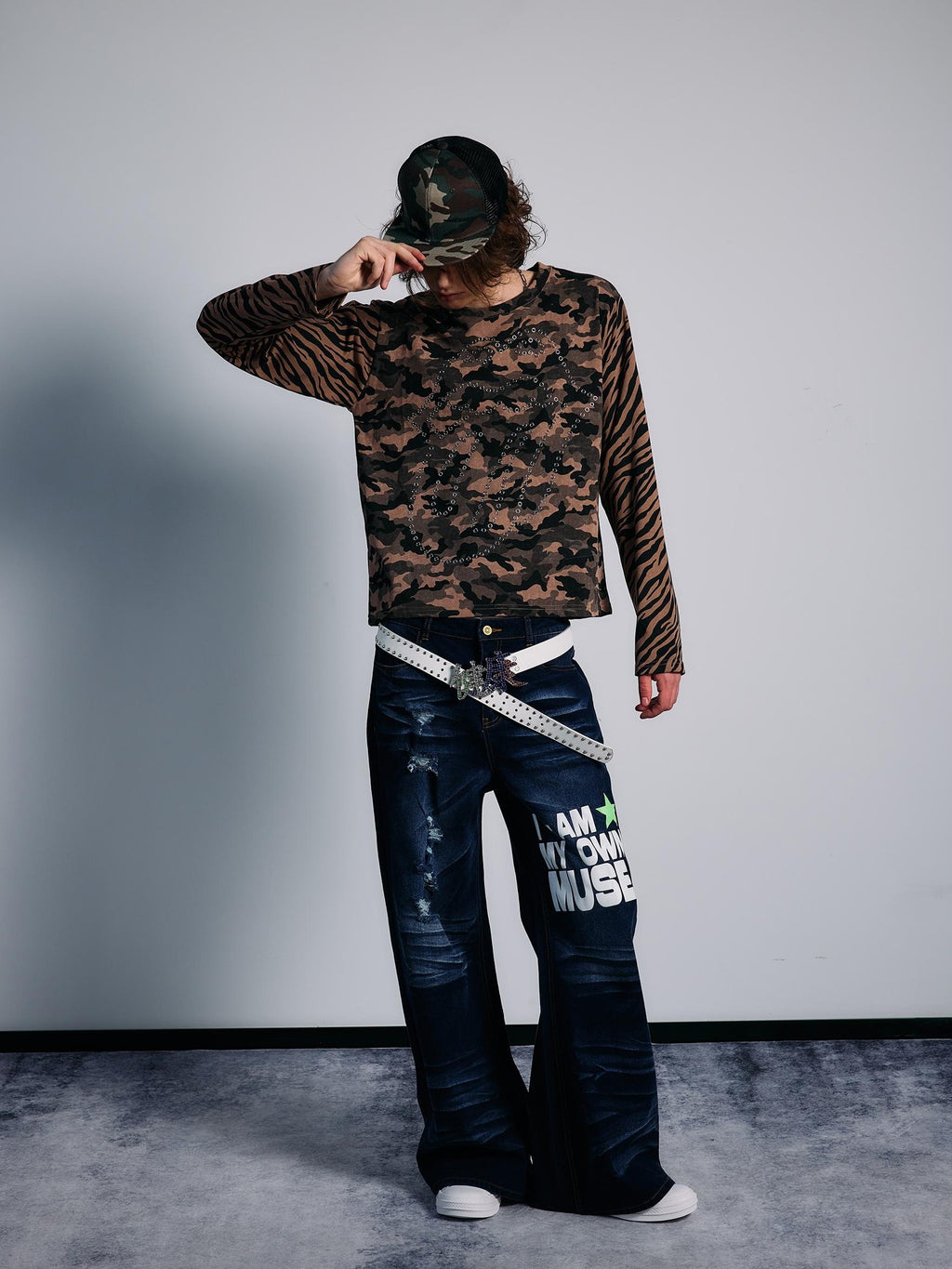 PAIKI Tiger Camo Studded Rhinestone Graphic Women's Cotton Pullover Hoodies