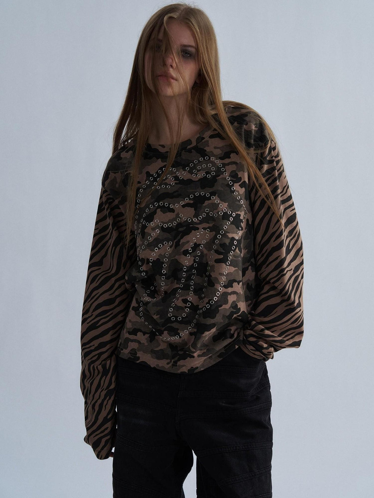 PAIKI Tiger Camo Studded Rhinestone Graphic Women's Cotton Pullover Hoodies