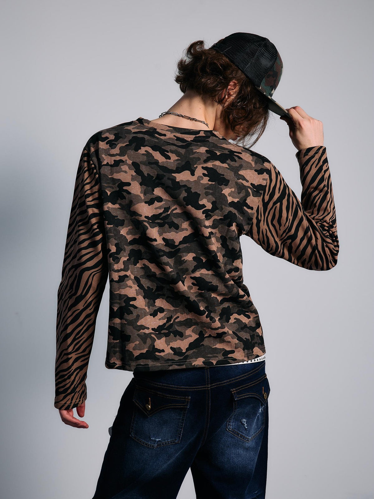 PAIKI Tiger Camo Studded Rhinestone Graphic Women's Cotton Pullover Hoodies
