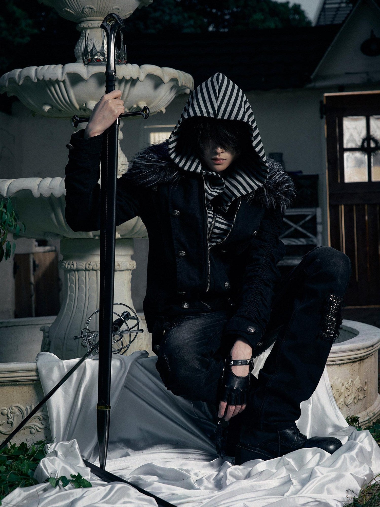 PAIKI Warm Slim Fit Long Striped Detachable Hood Dark Youth Daily Black Puffer Jackets