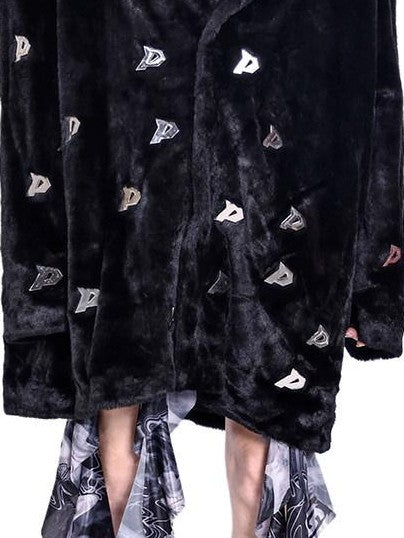 PINKSPINK Black 3d Studded Metal P Padded Shoulder Women's Faux Fur Coats
