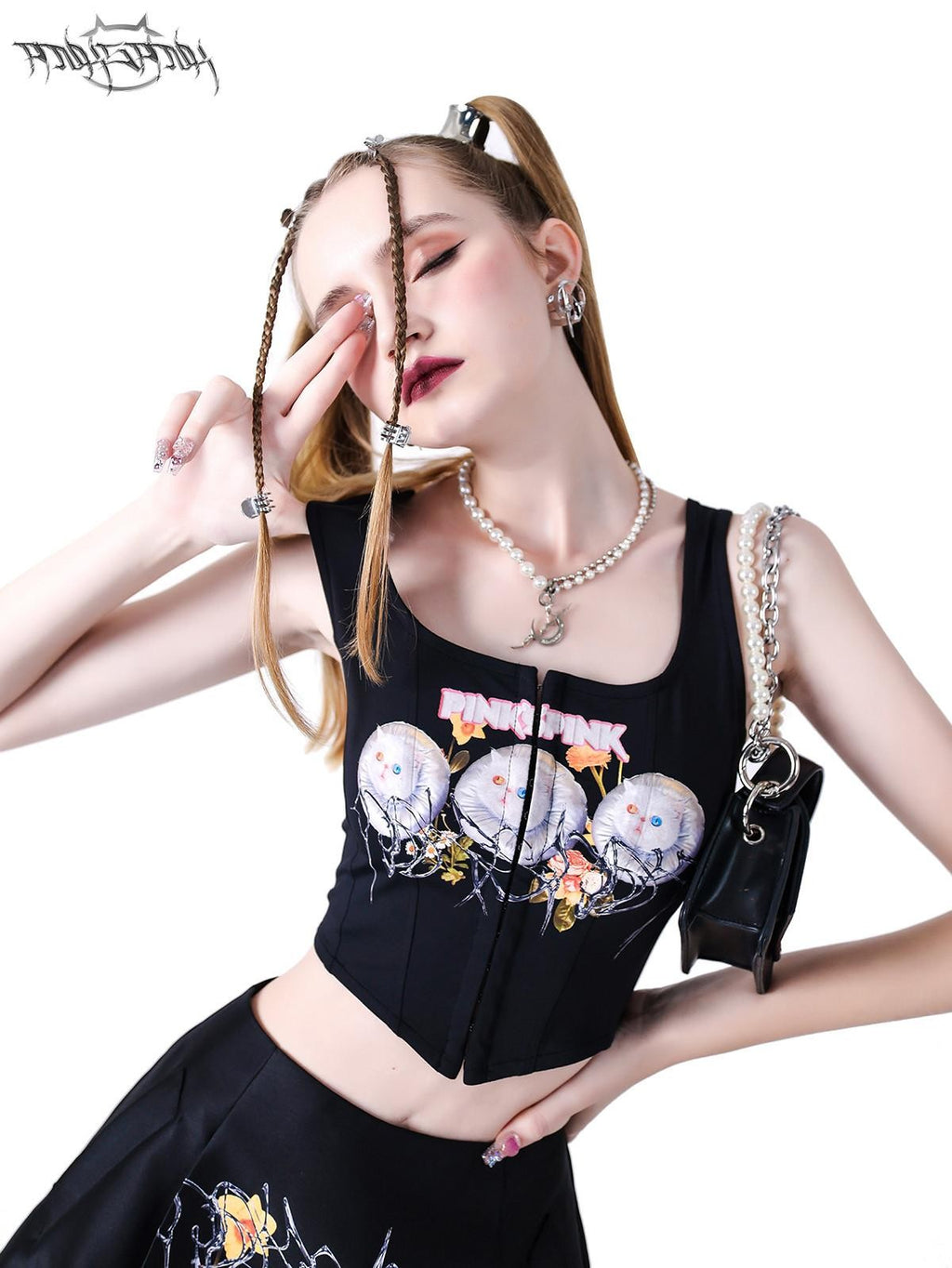PINKSPINK Black Cropped Hand Drawn Garfield Print Structured Women's Tank Tops
