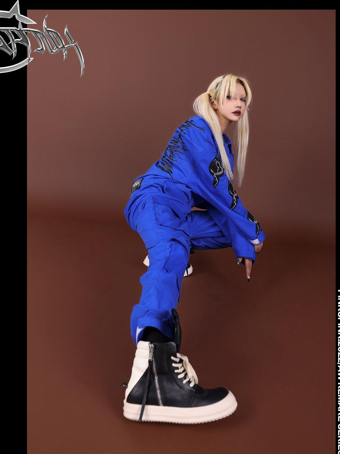 PINKSPINK Blue Patchwork Applique Embroidered Multi Pocket Women's Cotton Cargo Pants