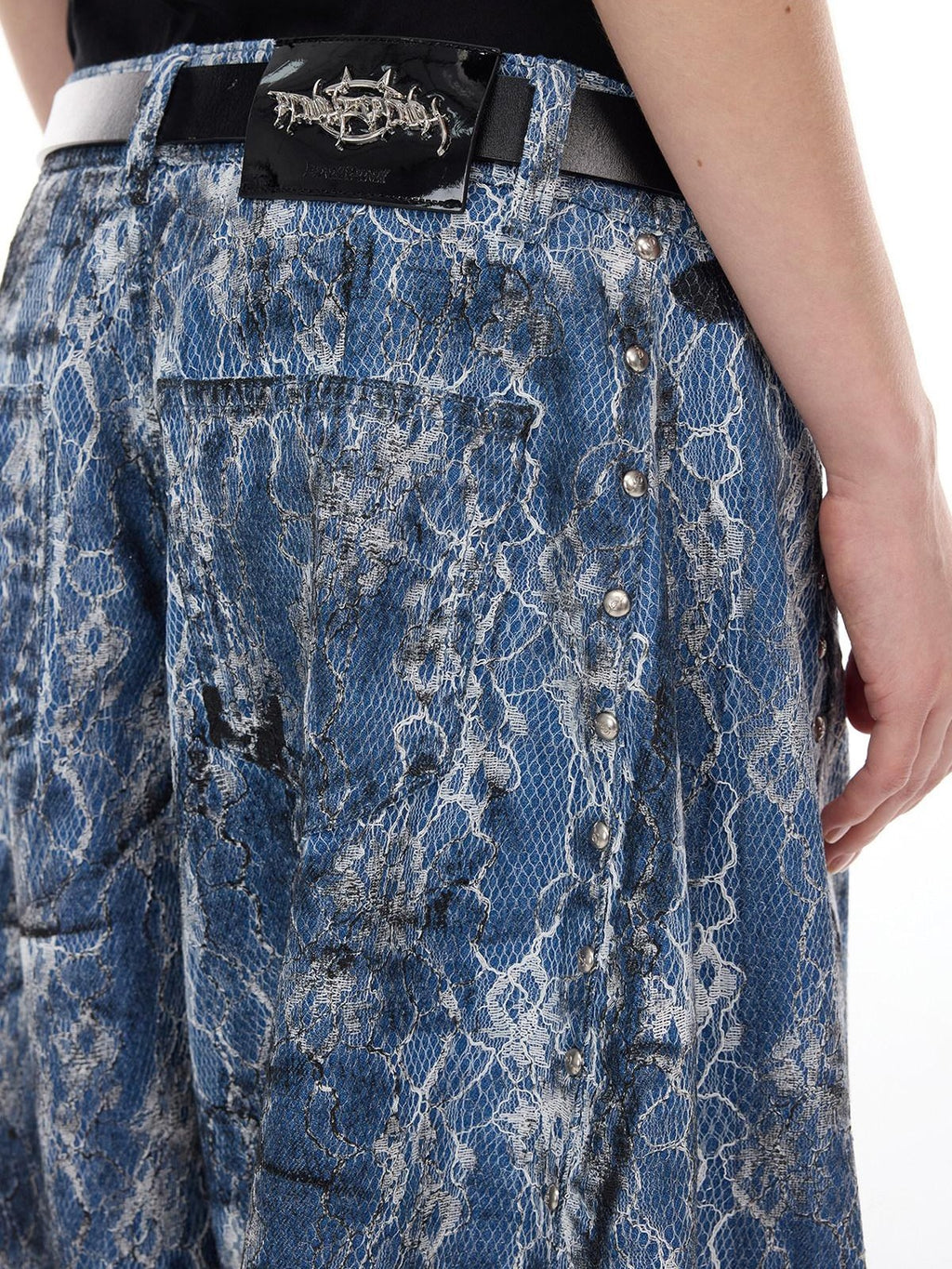PINKSPINK Paint Splatter Rivet Lace Embroidered Coated Women's Cotton Cropped Jeans