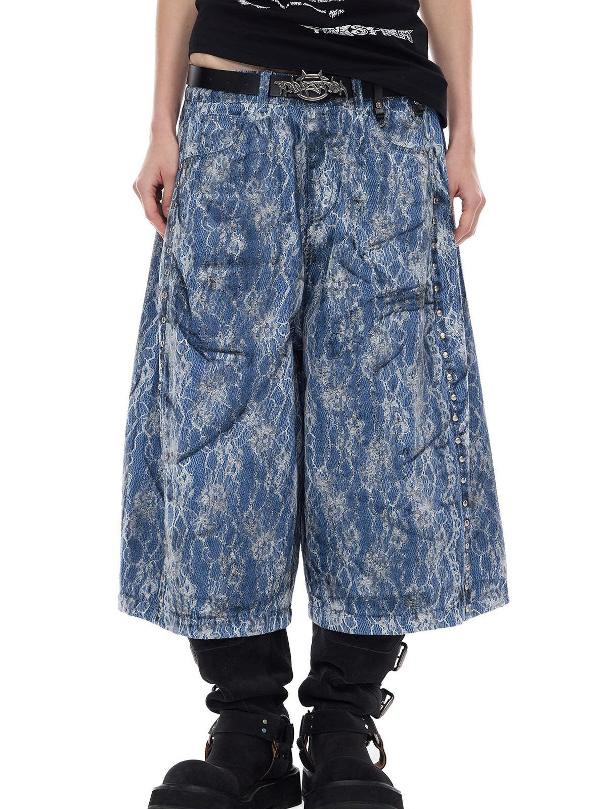 PINKSPINK Paint Splatter Rivet Lace Embroidered Coated Women's Cotton Cropped Jeans