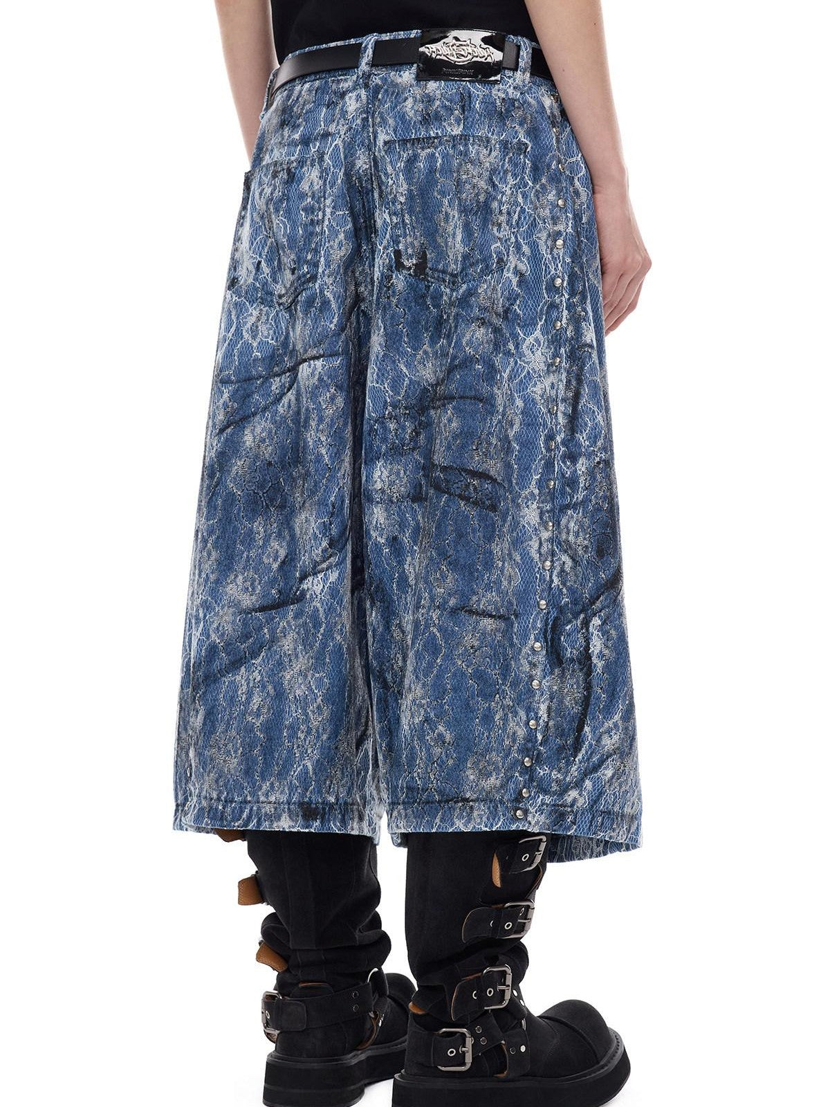 PINKSPINK Paint Splatter Rivet Lace Embroidered Coated Women's Cotton Cropped Jeans