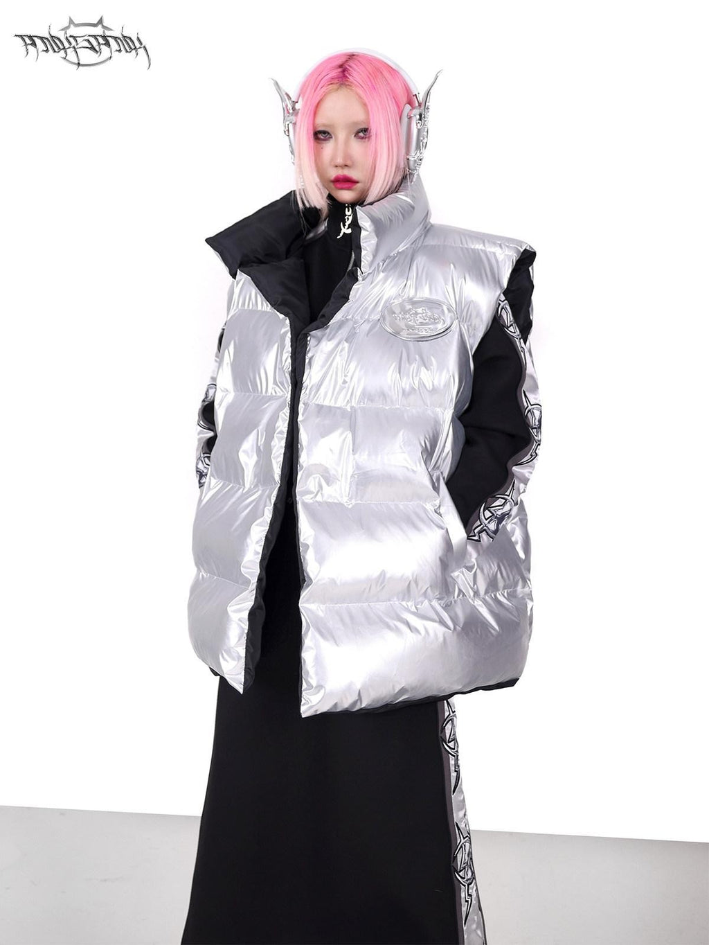 PINKSPINK Silver Black Reversible Y2k Shape High Collar Women's Sleeveless Puffer Jackets