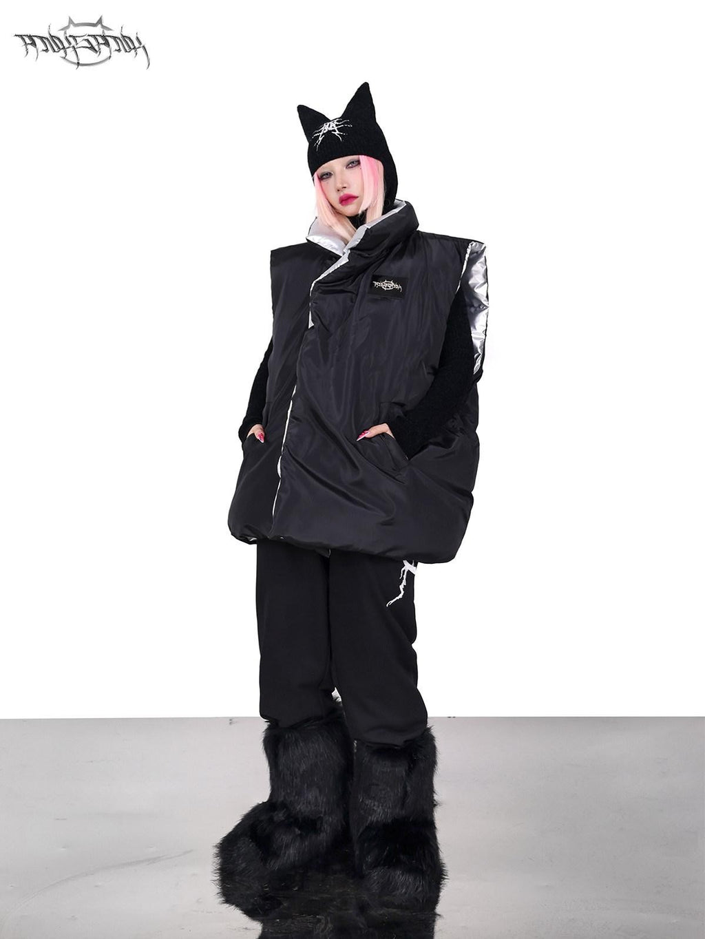 PINKSPINK Silver Black Reversible Y2k Shape High Collar Women's Sleeveless Puffer Jackets