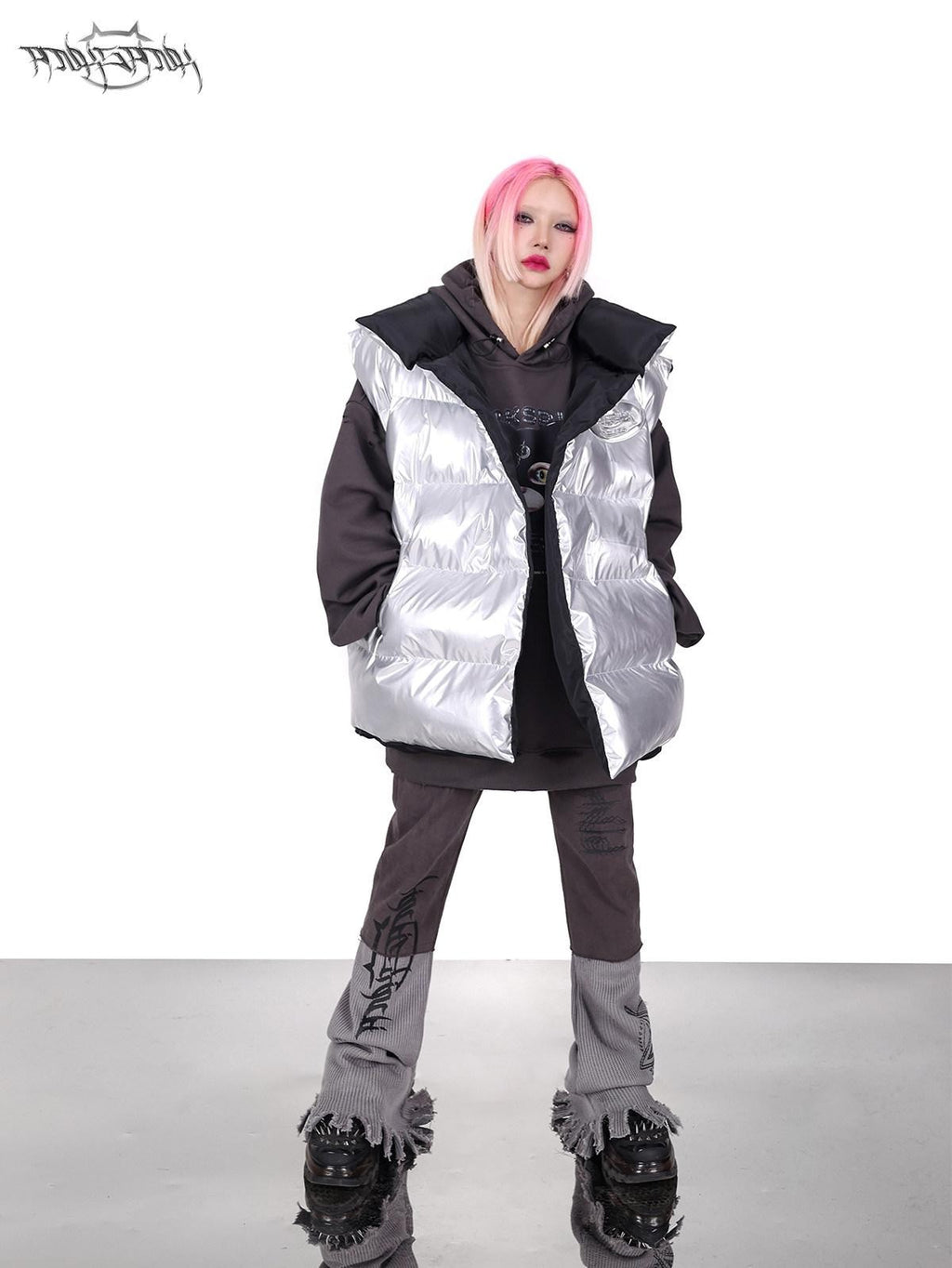 PINKSPINK Silver Black Reversible Y2k Shape High Collar Women's Sleeveless Puffer Jackets