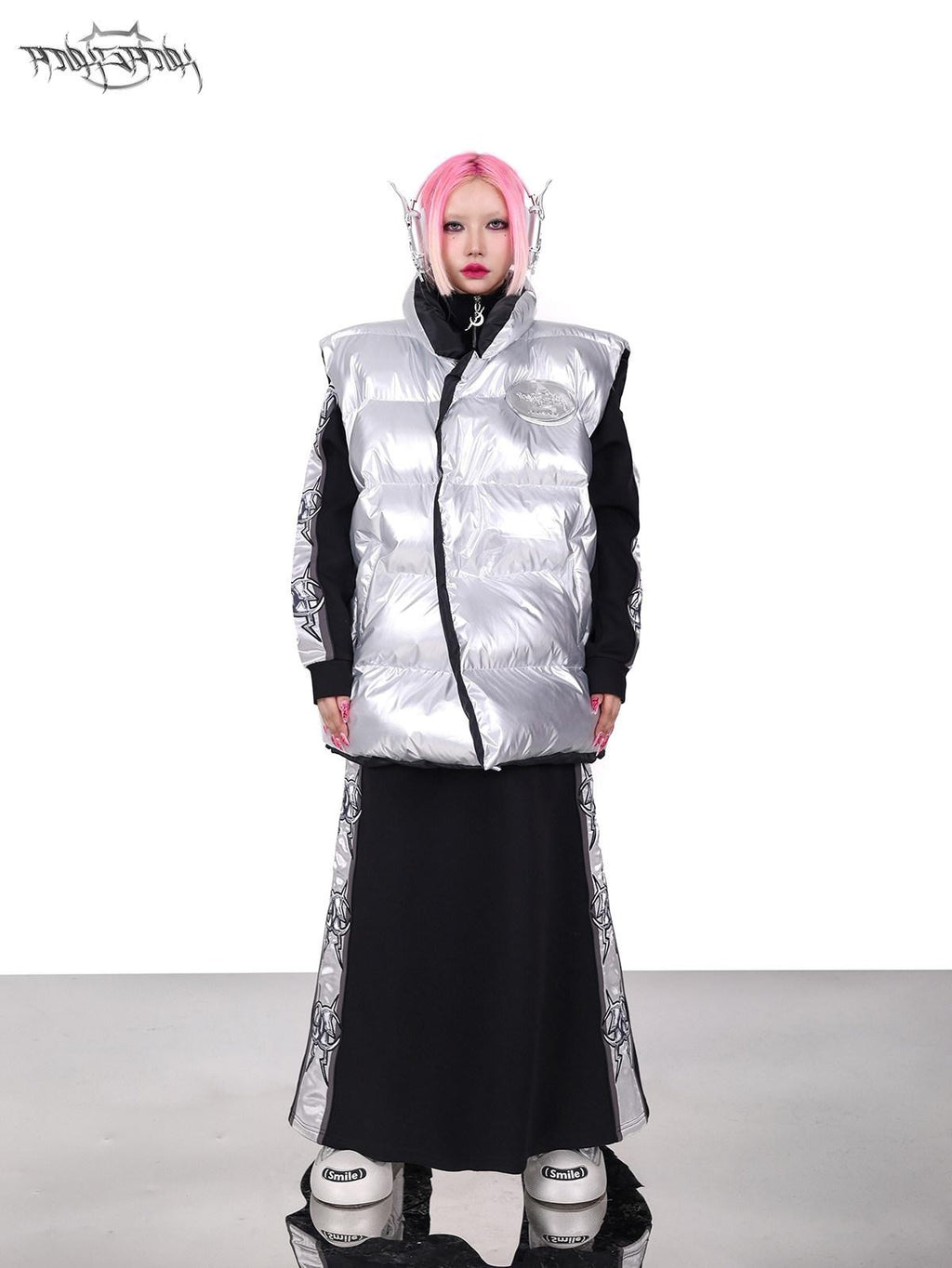 PINKSPINK Silver Black Reversible Y2k Shape High Collar Women's Sleeveless Puffer Jackets