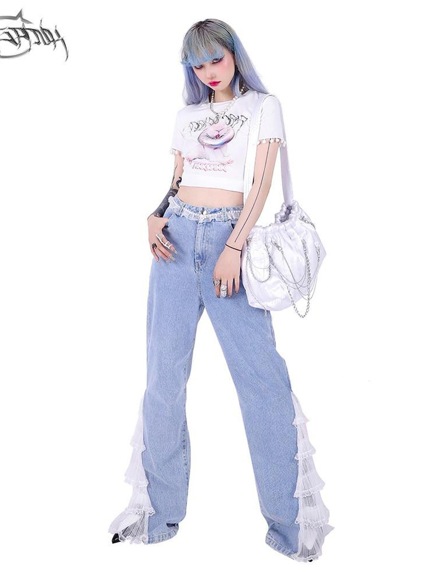 PINKSPINK White Cartoon Cat Print Round Neck Short Sleeve Slim Fit Women's Crop Tops