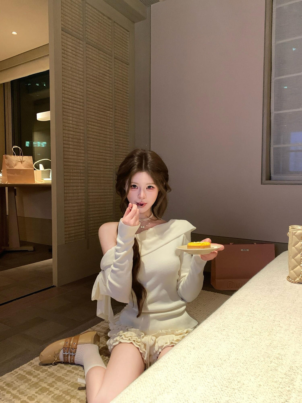 PoopyLii Apricot Slanted Off Shoulder Fitted Waist Women's Knit Long Sleeve T-shirts