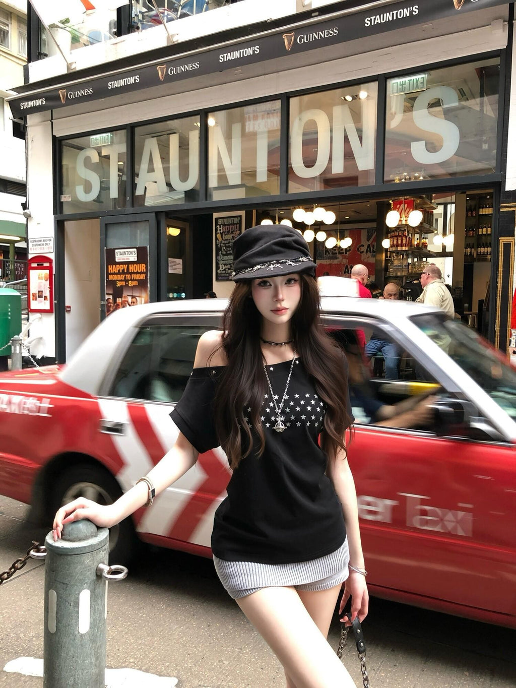 PoopyLii Black Star Print Asymmetric Shoulder Short Sleeve Women's Off-shoulder T-shirts