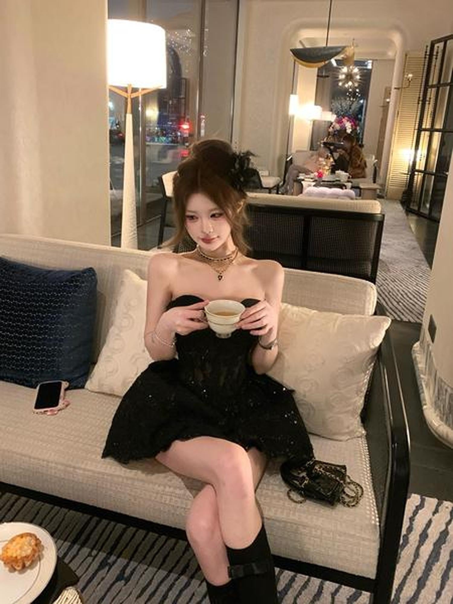 PoopyLii Black White Slim Fit Princess Tube Top Women's Tube Mini Dresses