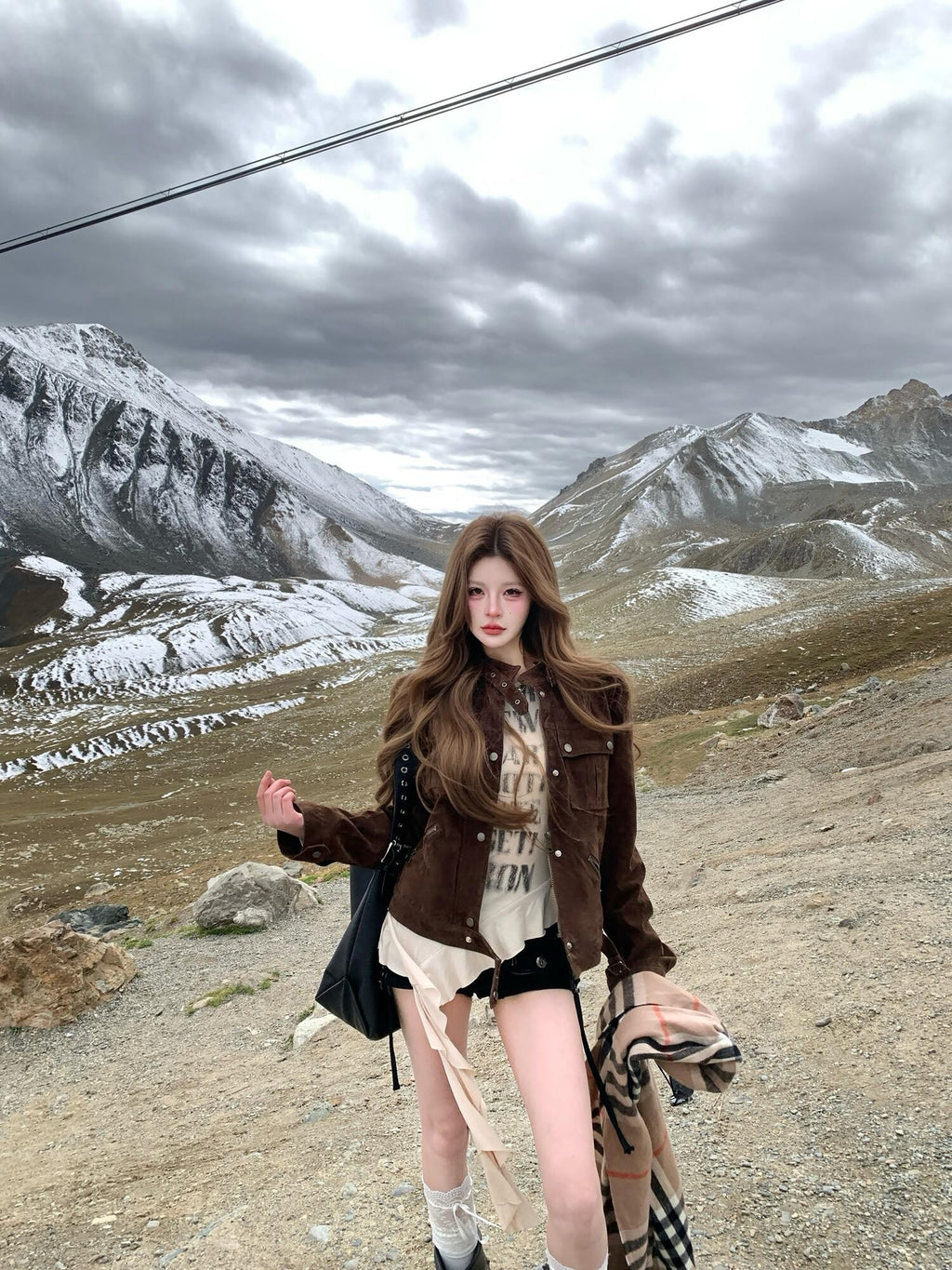 PoopyLii Brown Retro Cropped Straight Shoulder Women's Suede Plush Lightweight Jackets